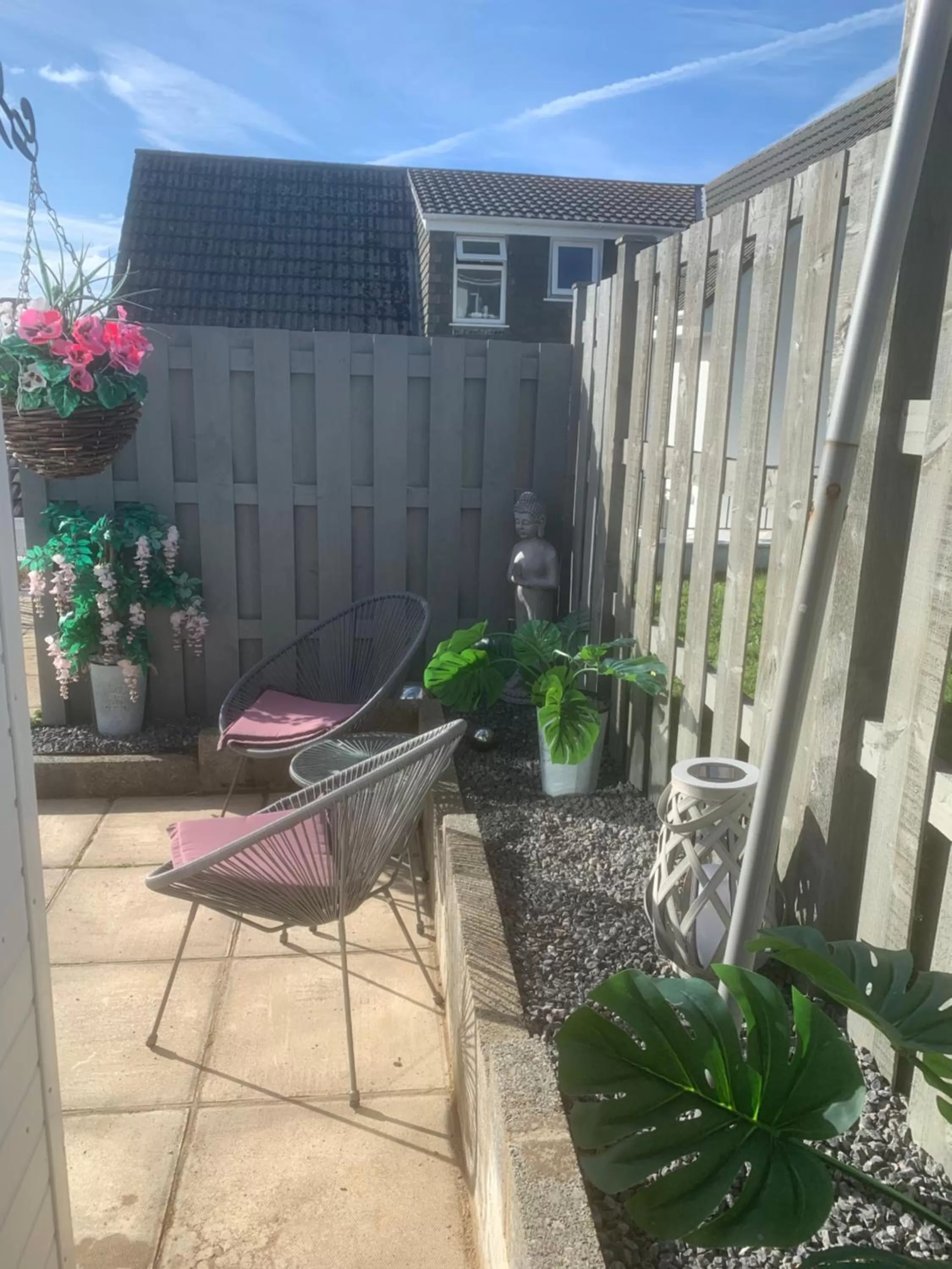 Nicolas Devon air bed and breakfast