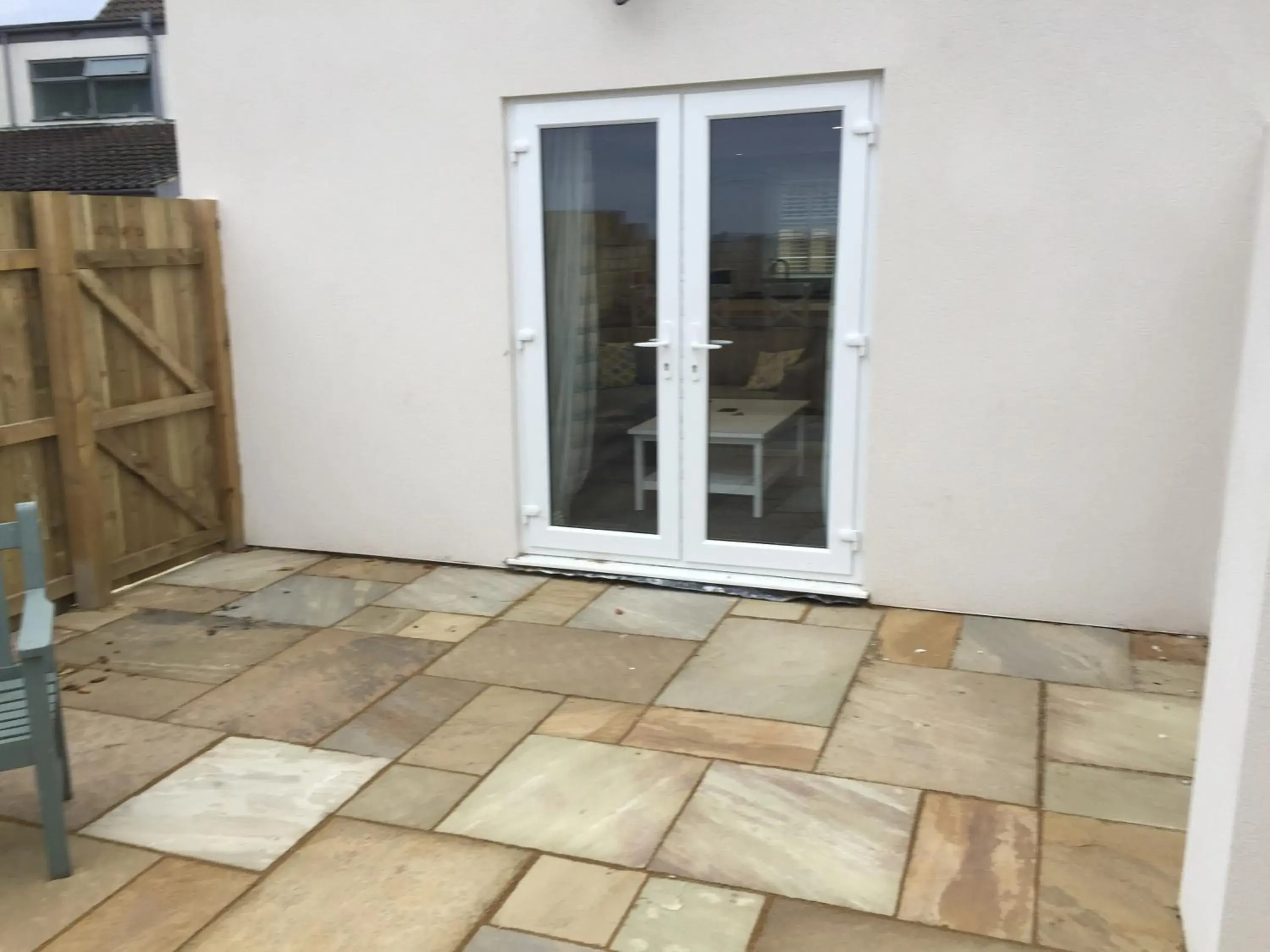 Patio in White House Cottages