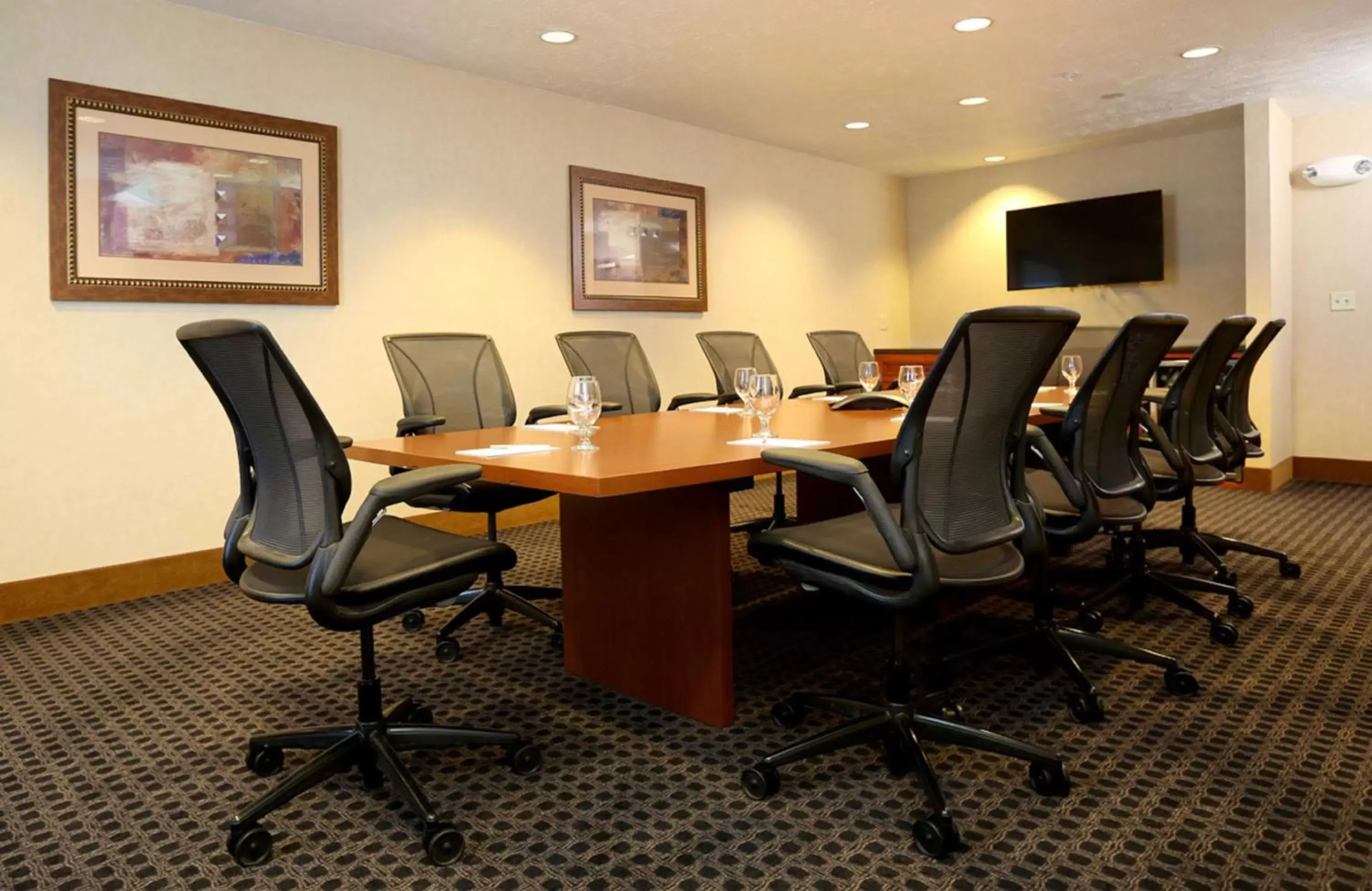 Meeting/conference room in Hampton Inn Waterloo