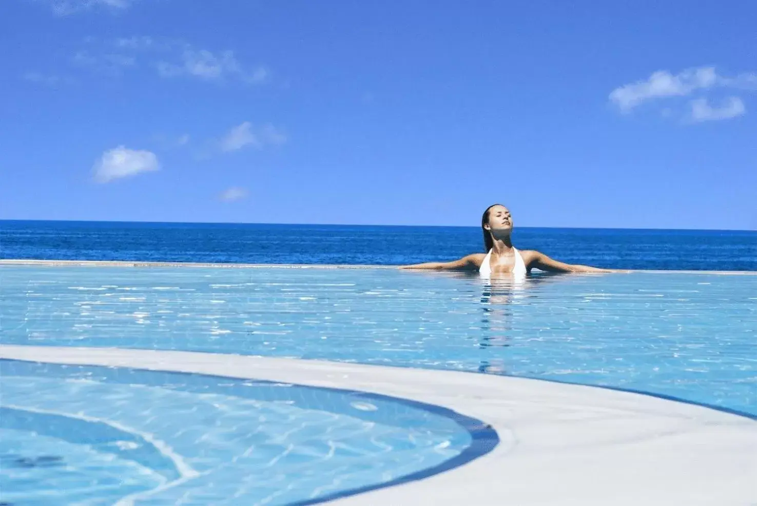 Swimming Pool in Charisma De Luxe Hotel