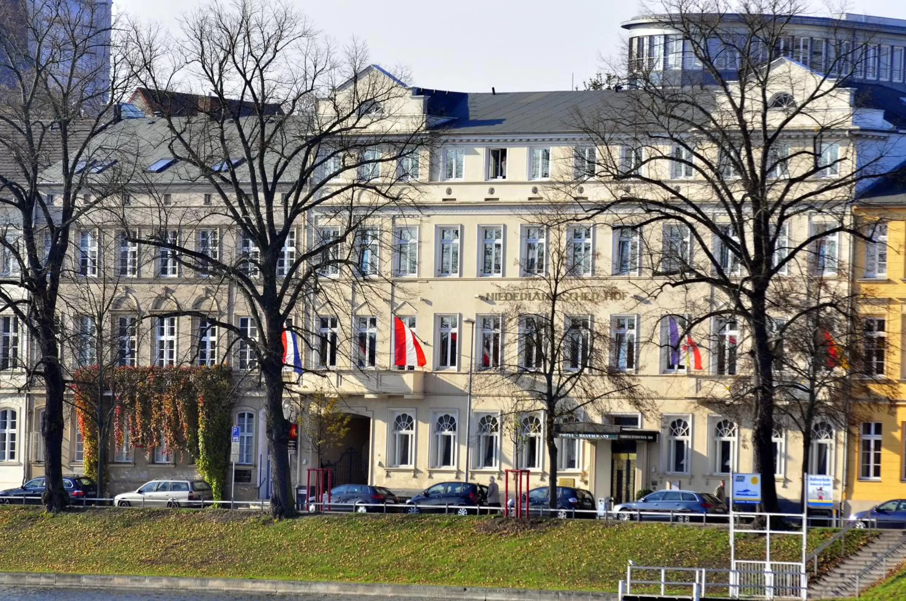 Property Building in Hotel Niederländischer Hof