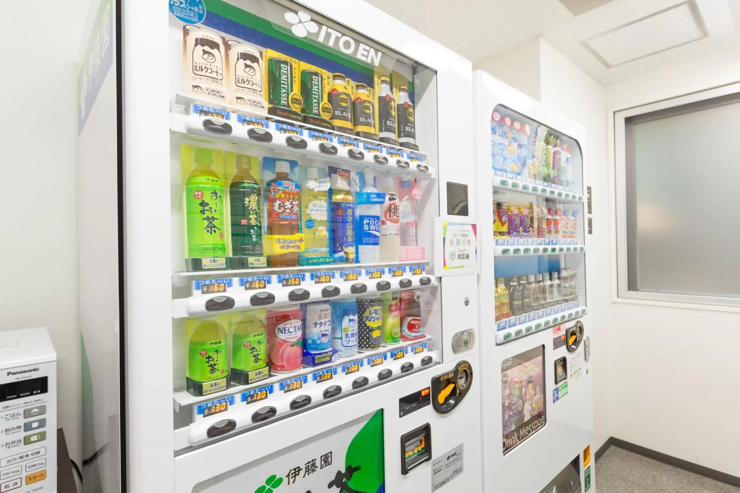 vending machine in Sanco Inn Shizuoka Kitaguchi