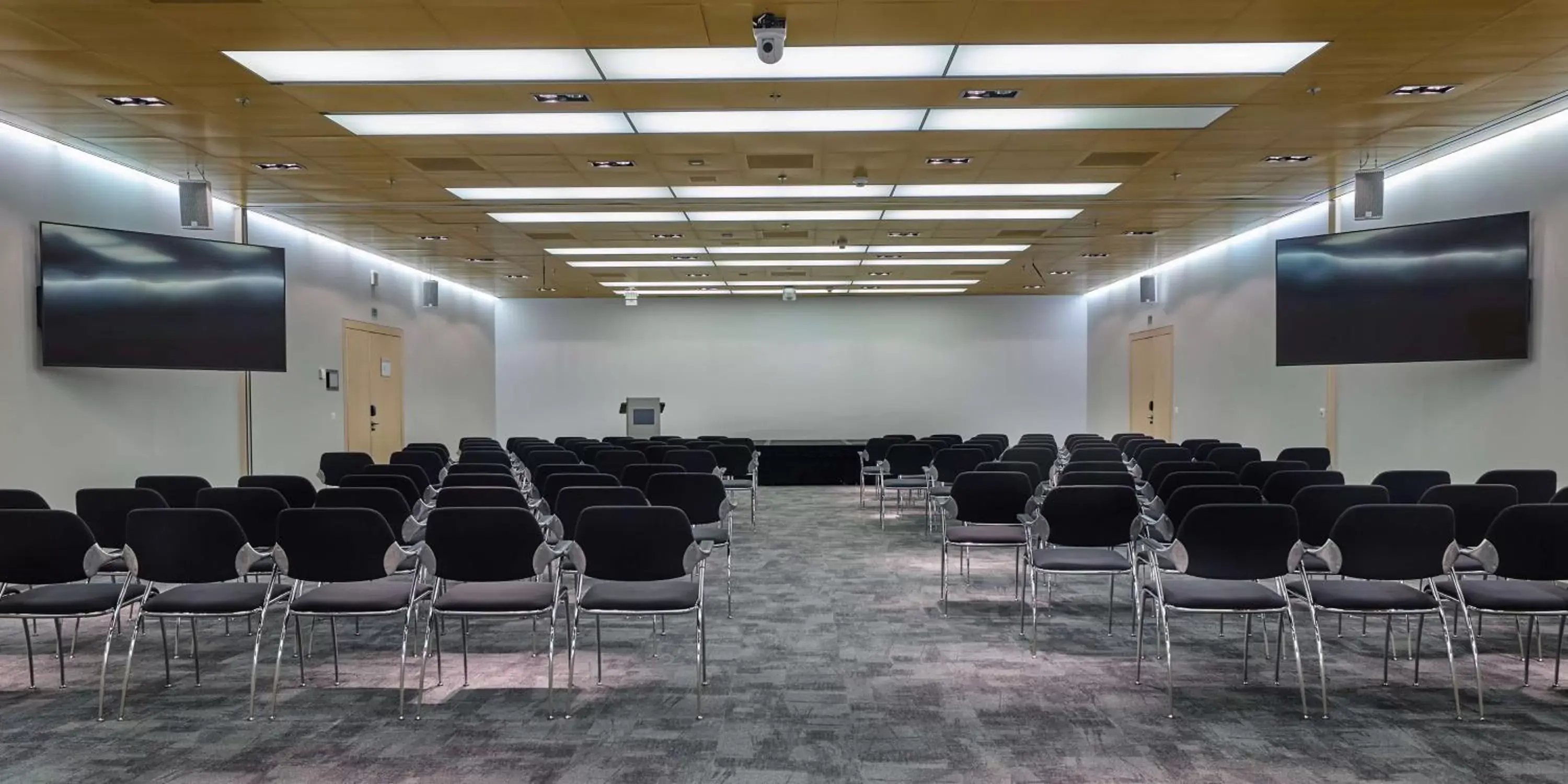 Meeting/conference room in Radisson Blu Hotel, Lucerne