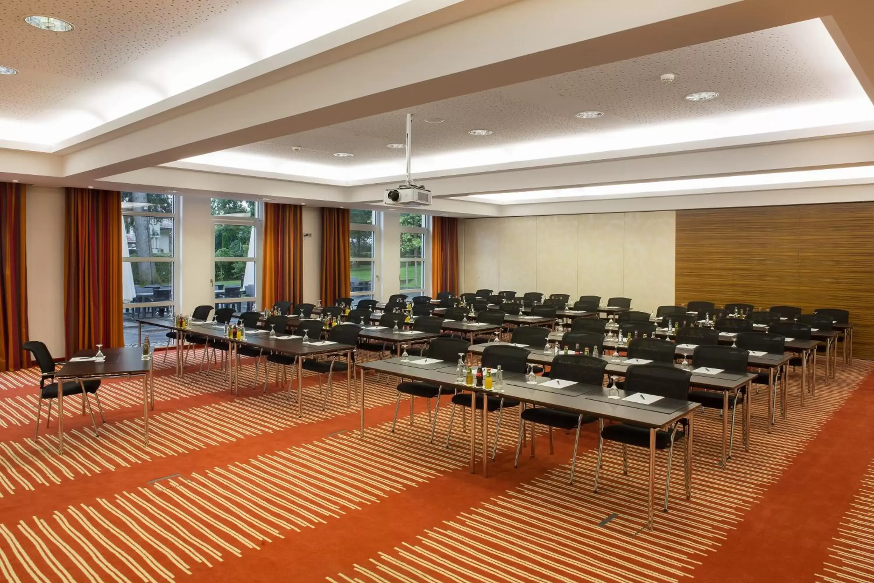 Meeting/conference room in Steigenberger Hotel Der Sonnenhof