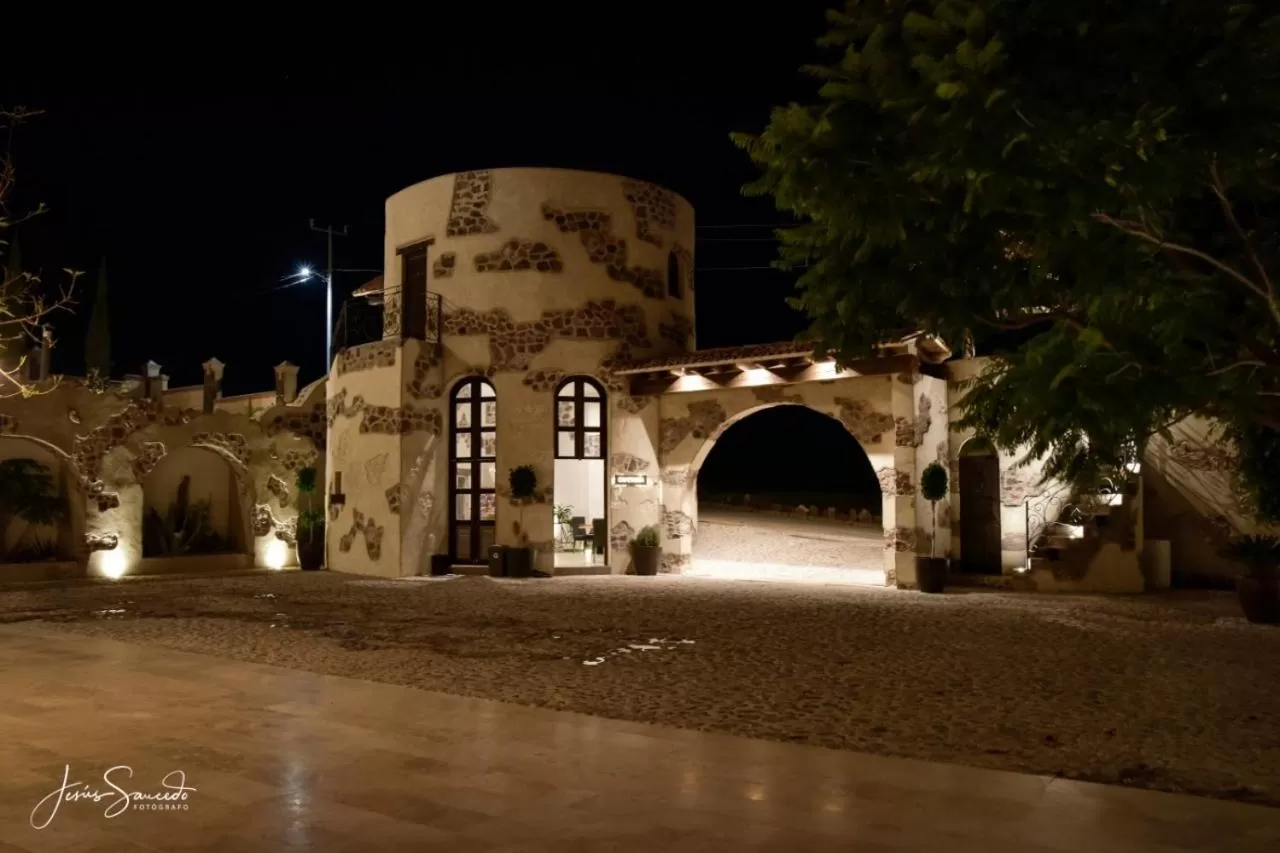 Night in Suites Campestres Montebello