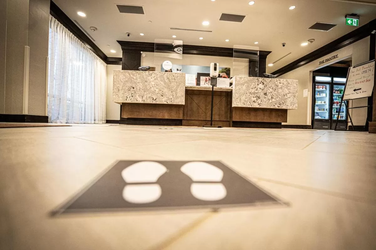 Lobby or reception in Staybridge Suites - Waterloo - St. Jacobs Area