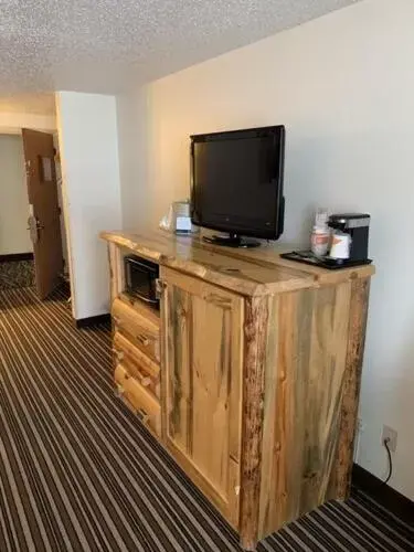 TV and multimedia, TV/Entertainment Center in Ramada by Wyndham Butte