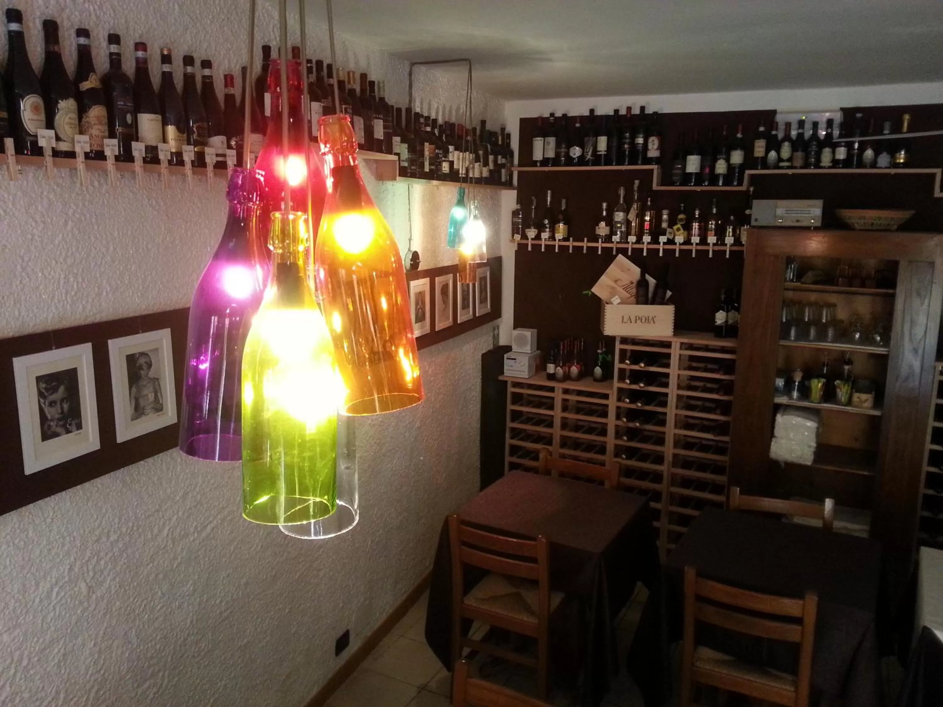 Restaurant/places to eat in Casa Lady