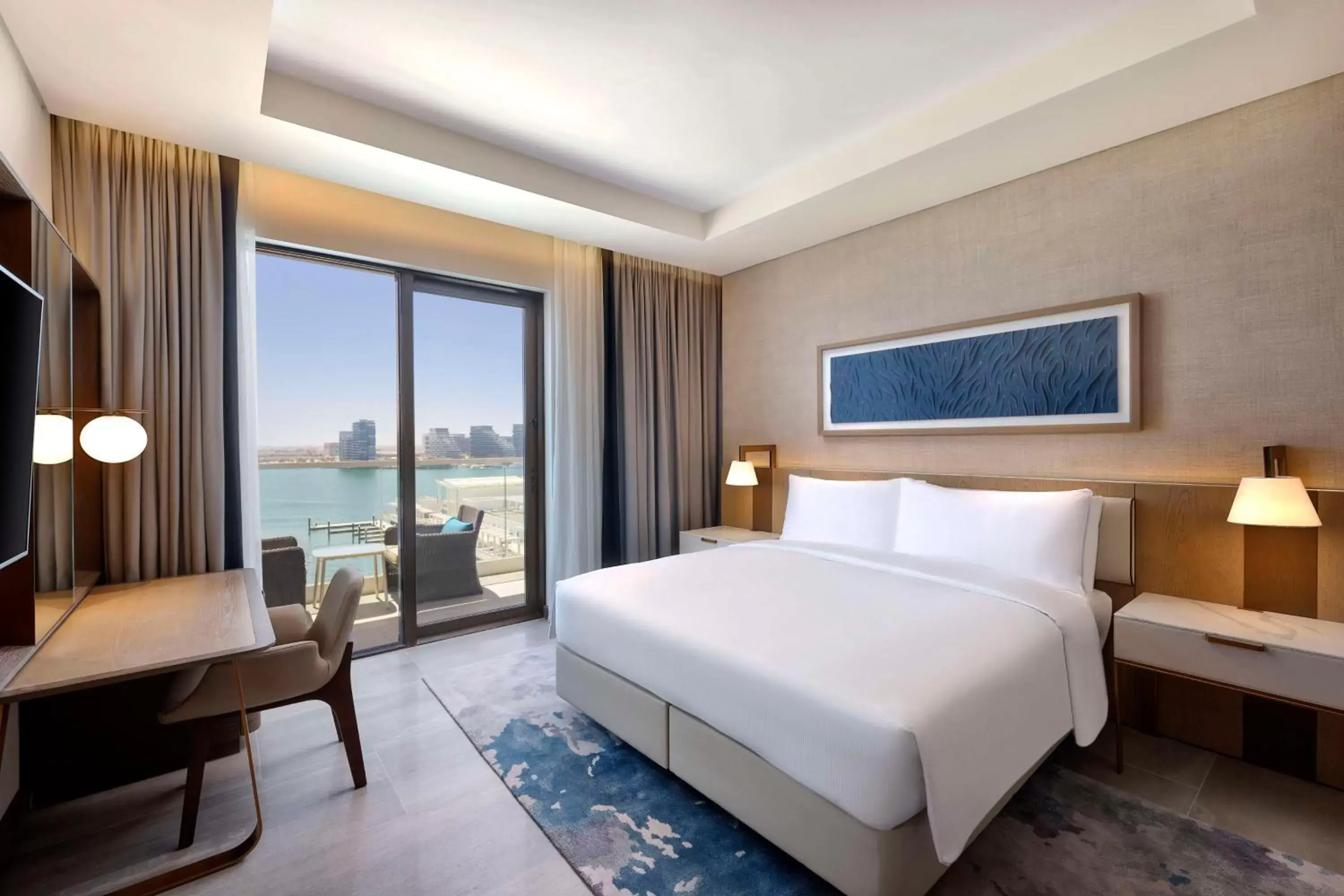 Bed in Hilton Abu Dhabi Yas Island