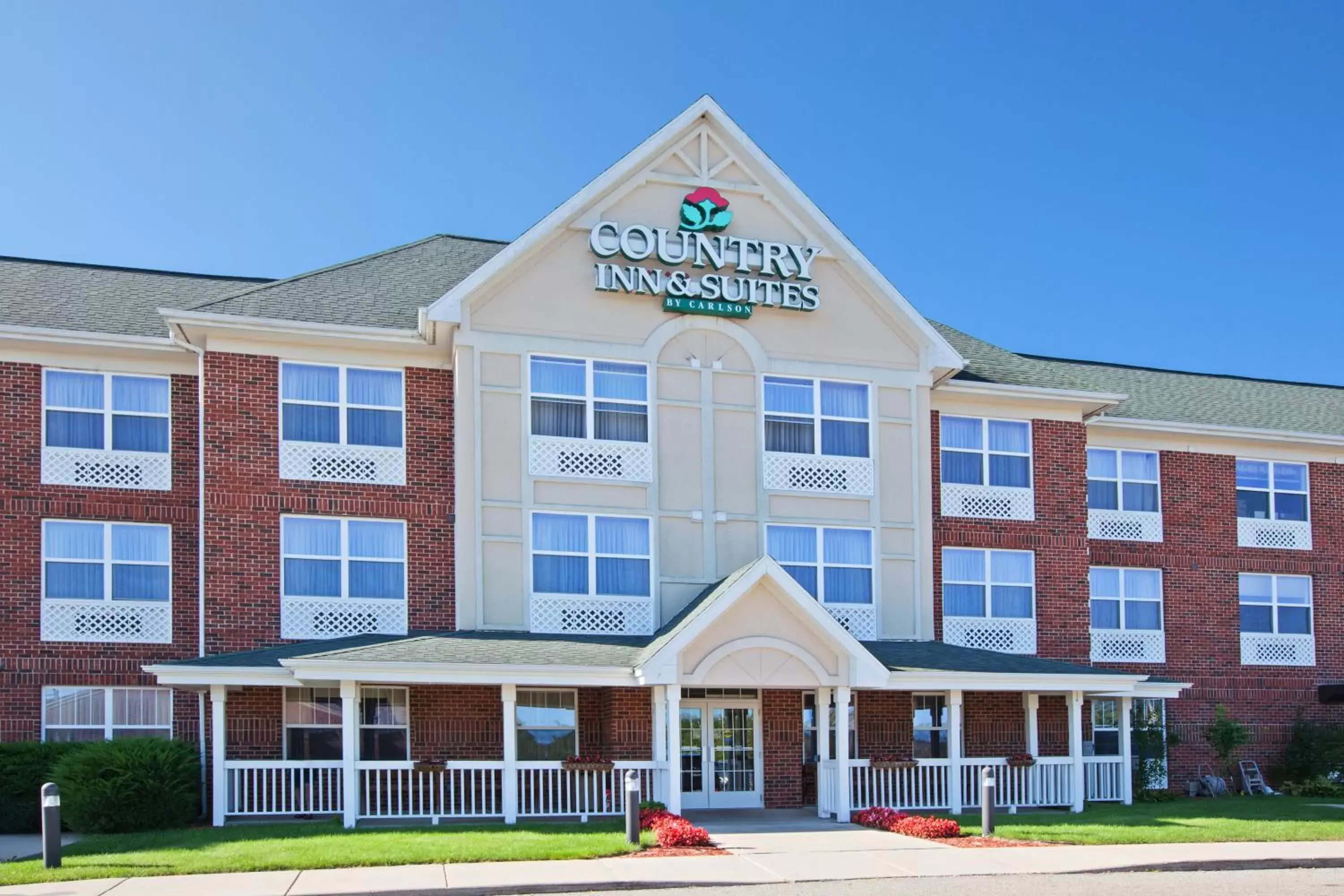 Facade/entrance, Property Building in Country Inn & Suites by Radisson, Lansing, MI
