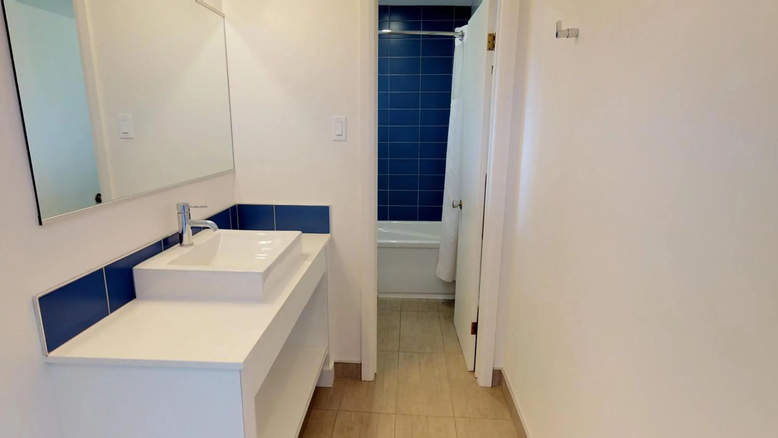 Superior Queen Room with 2 Queen Beds and Ocean View in Riotel Perce Superior Queen Room with 2 Queen Beds and Ocean View in Riotel Perce