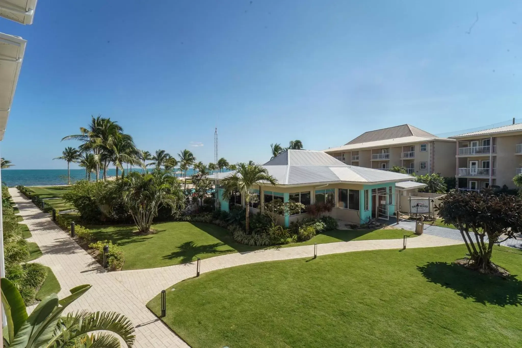 Photo of the whole room, Garden in Holiday Inn Resort Grand Cayman, an IHG Hotel