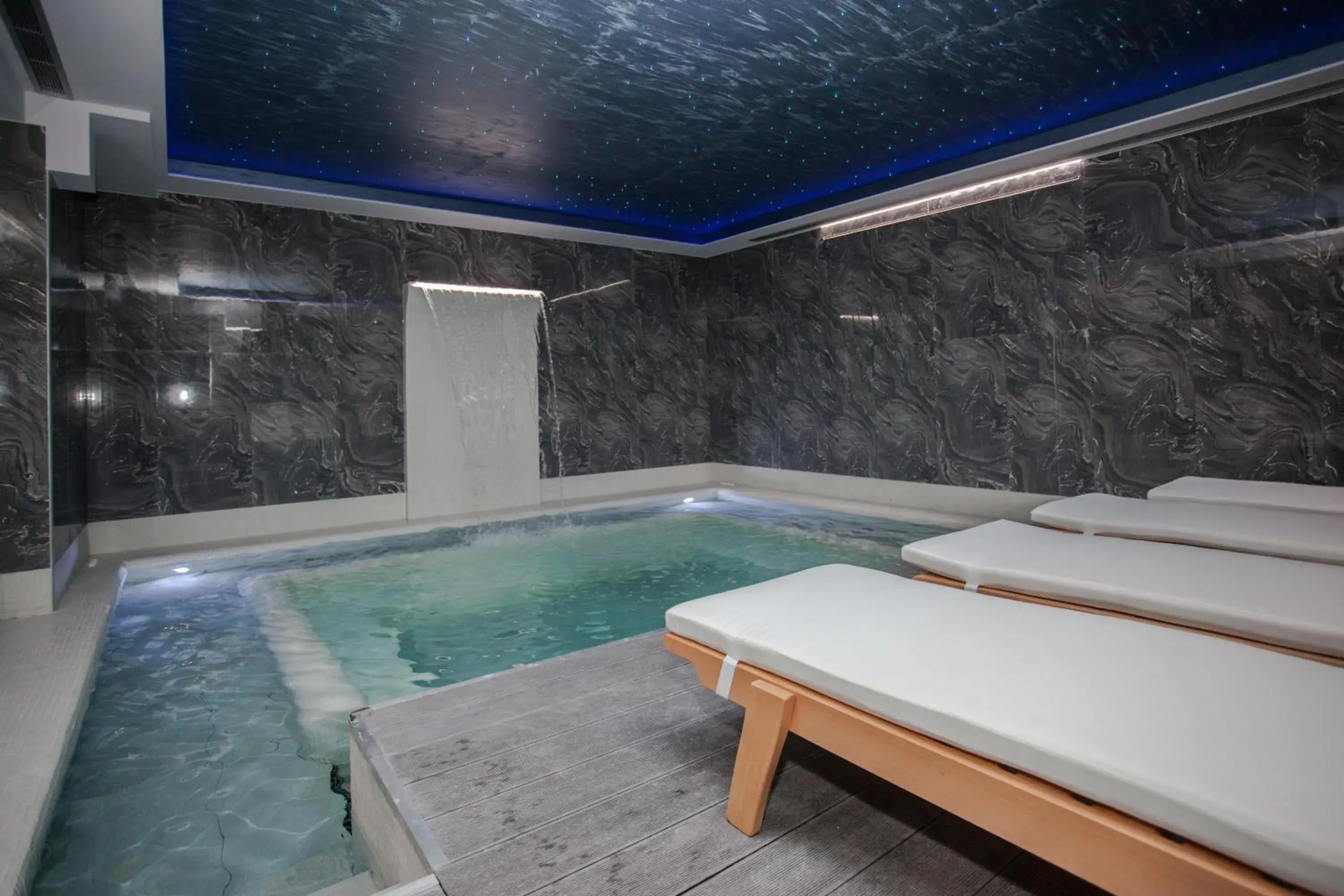 Swimming pool in Melrose Rethymno by Mage Hotels Swimming pool in Melrose Rethymno by Mage Hotels