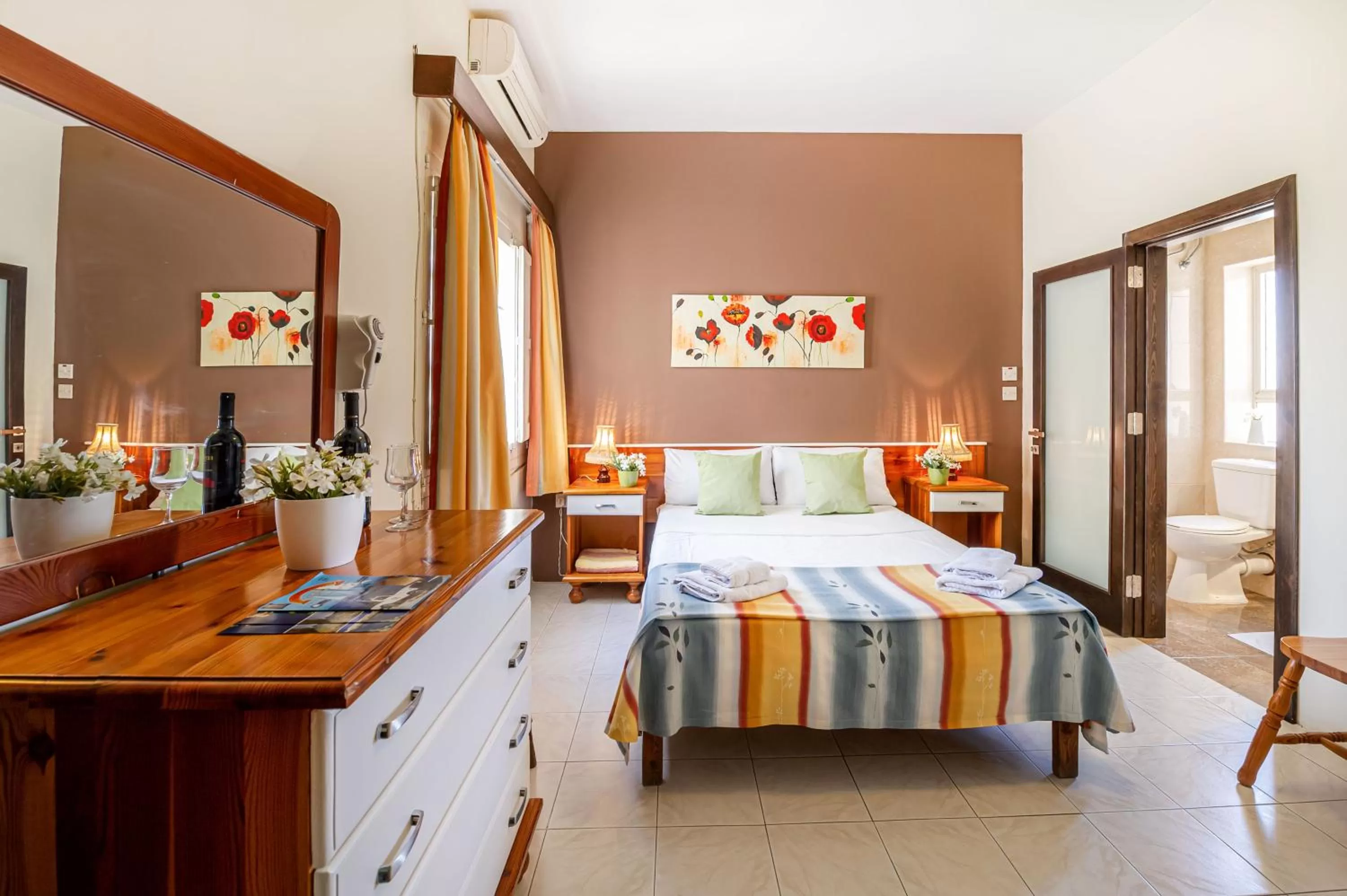 Photo of the whole room, Bed in Mariblu Hotel