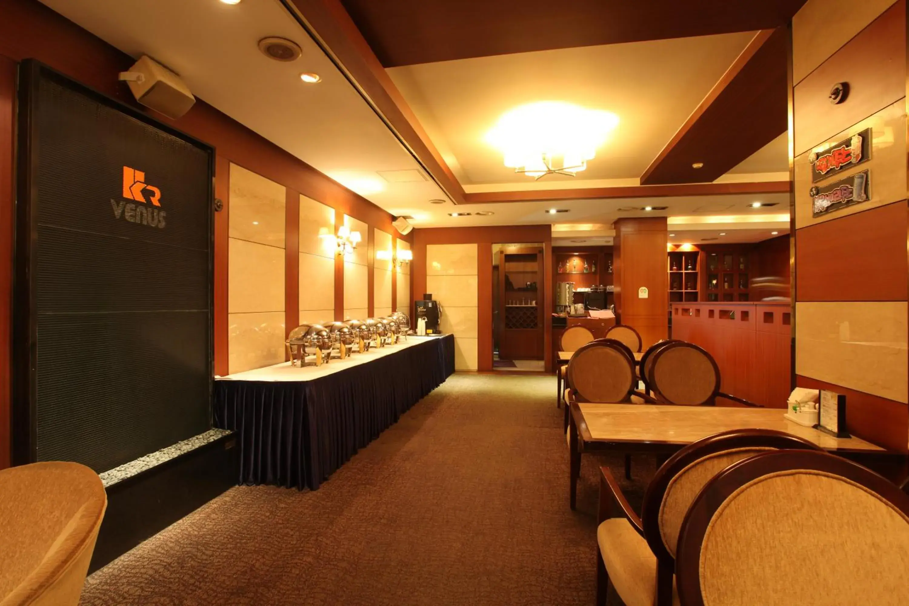 Restaurant/places to eat, Lobby/Reception in Karak Tourist Hotel