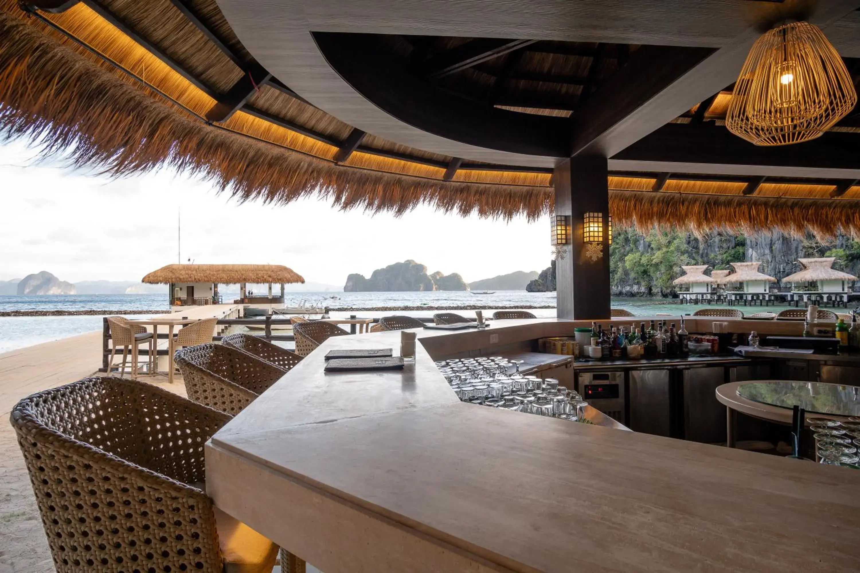 Lounge or bar in El Nido Resorts Miniloc Island