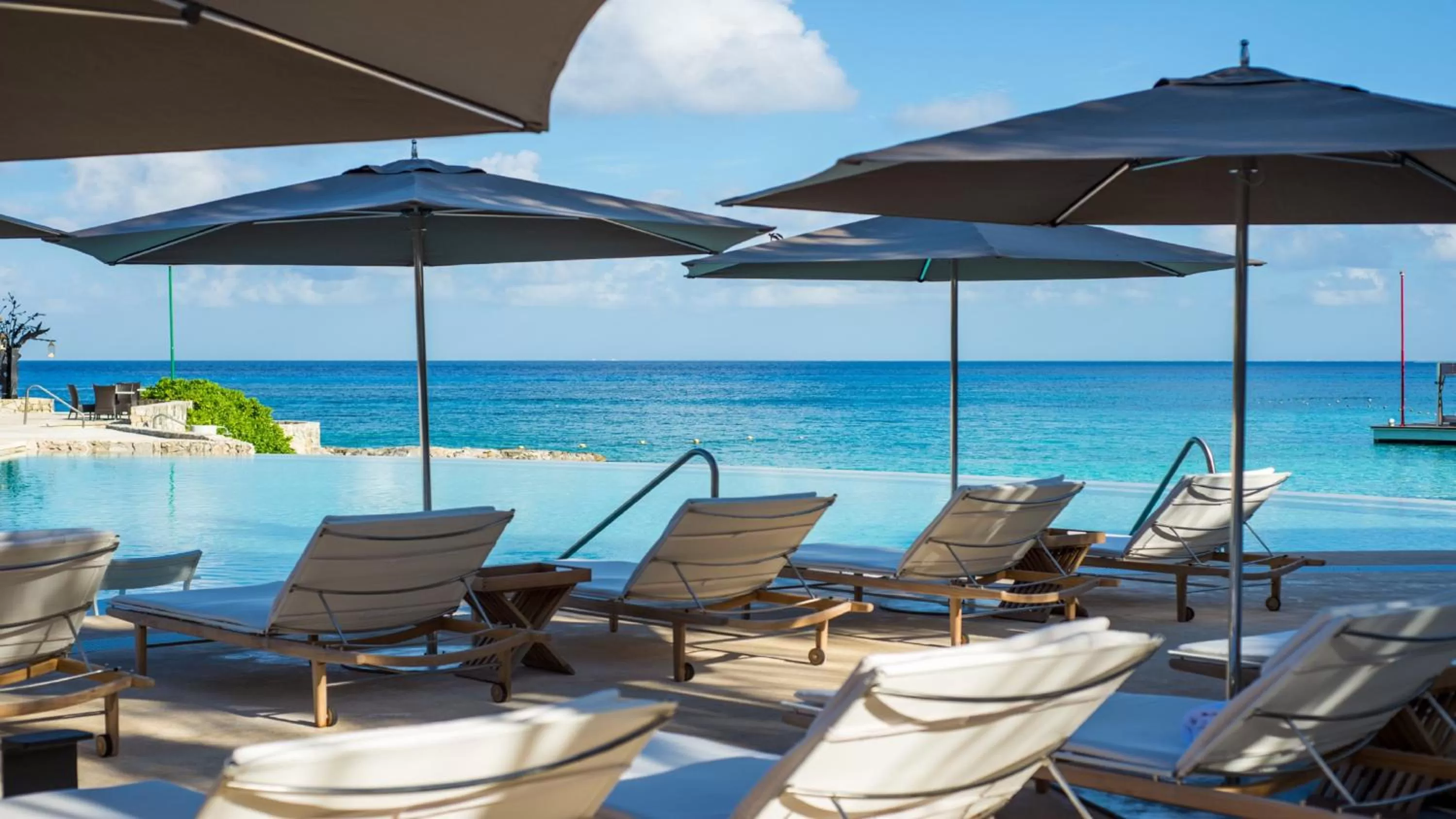 Swimming pool in Presidente InterContinental Cozumel Resort & Spa by IHG