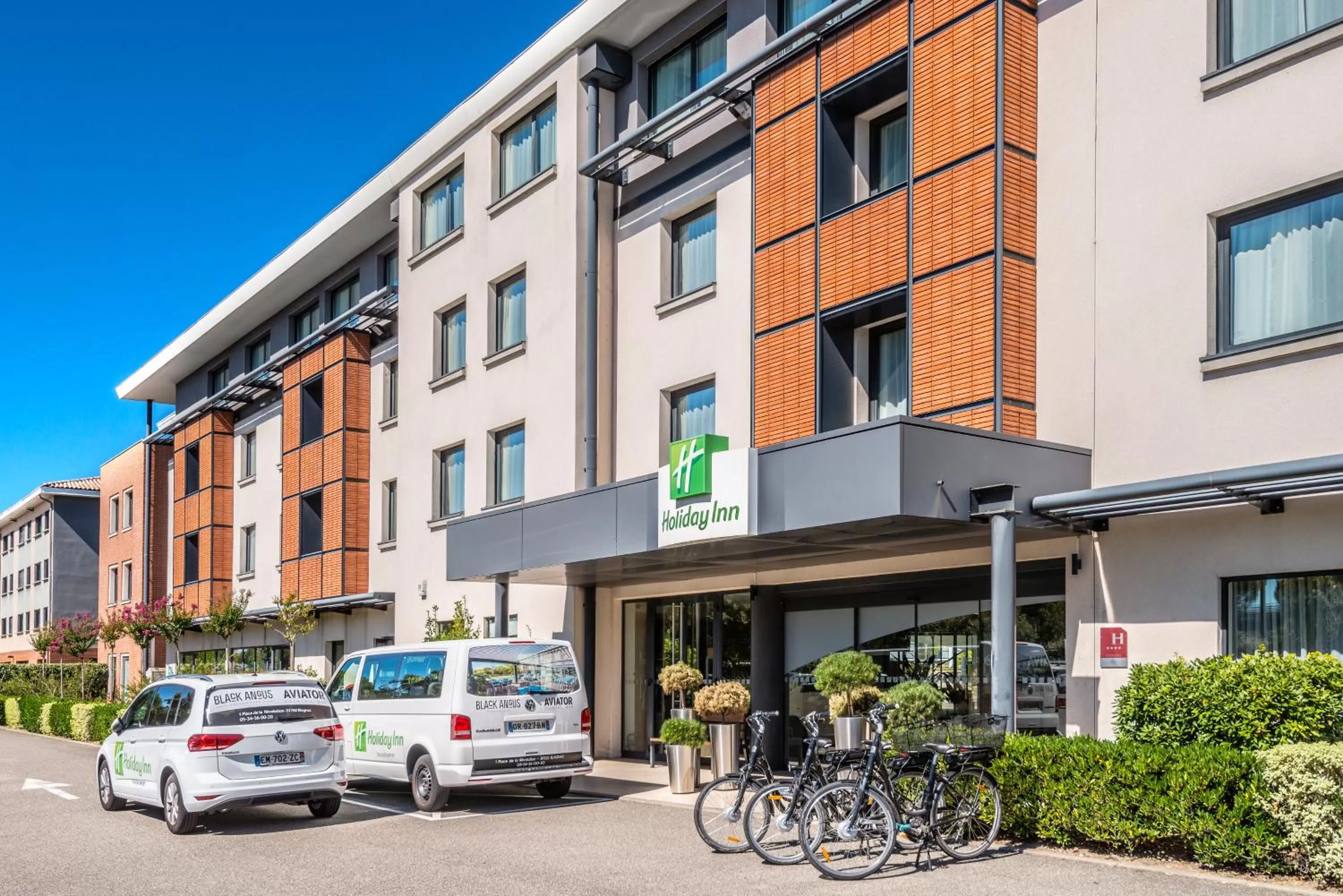 Property building in Holiday Inn Toulouse Airport by IHG