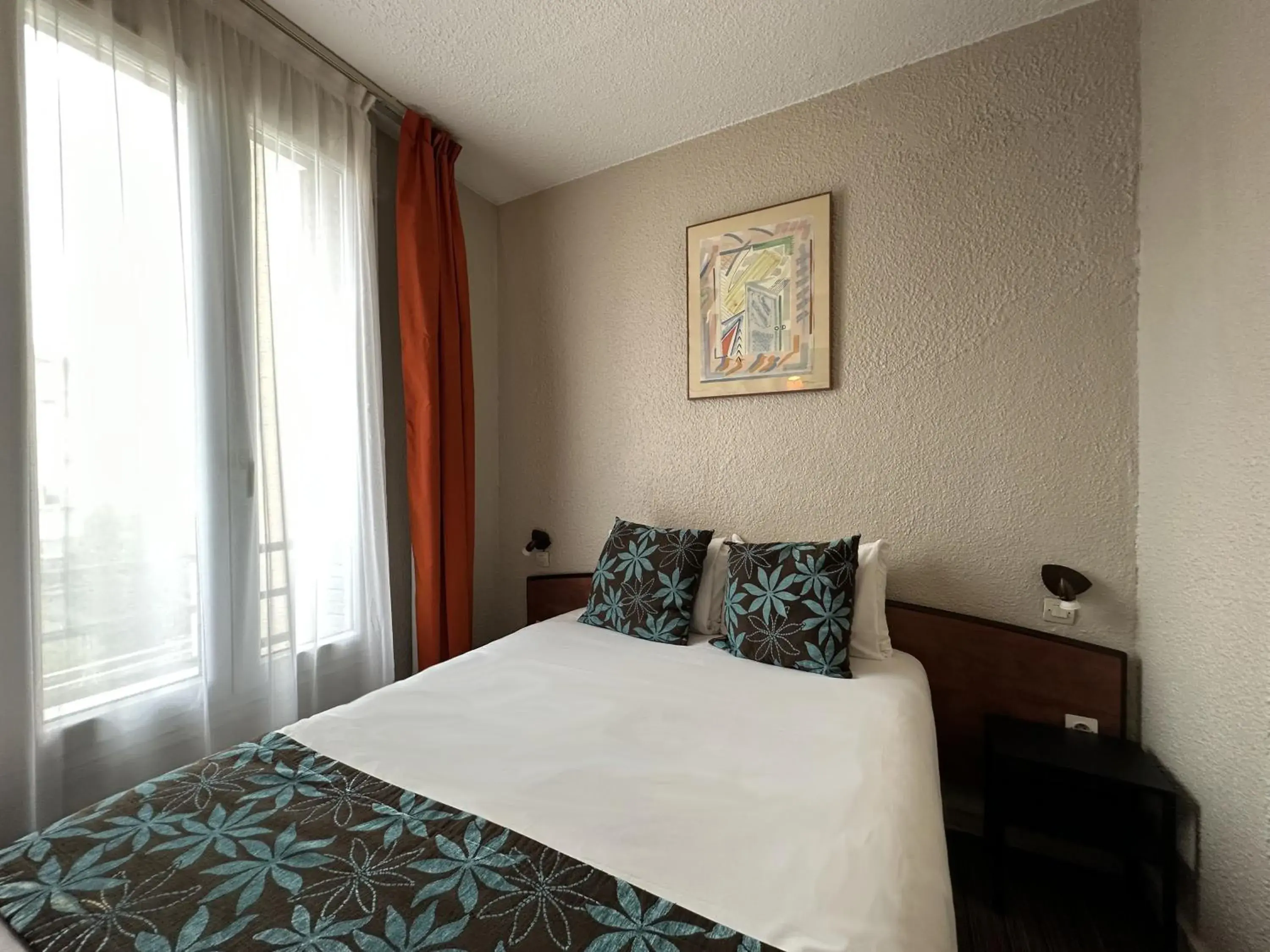 Bedroom, Bed in Timhotel Boulogne Rives De Seine