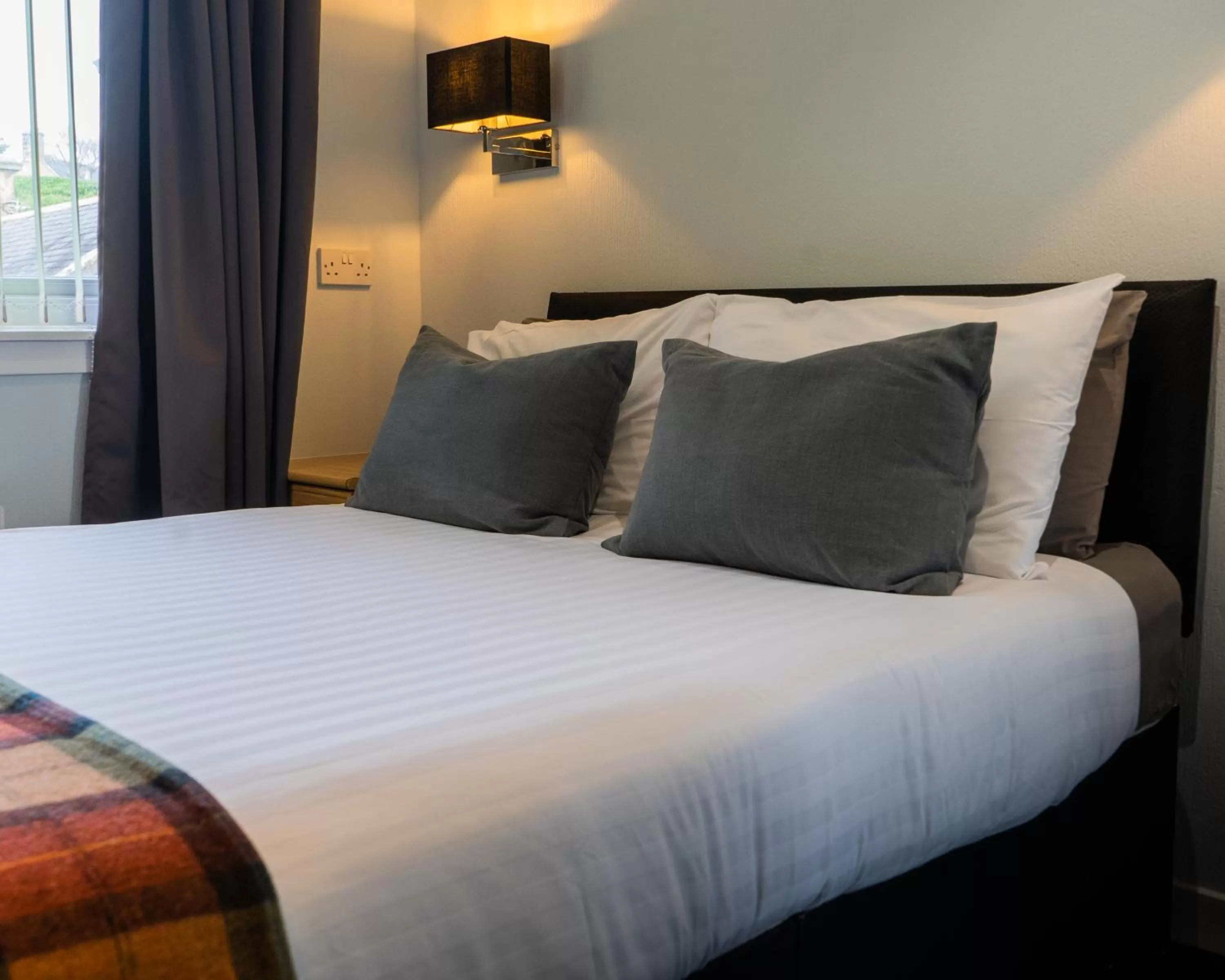 Bed in Firth Hotel & Restaurant