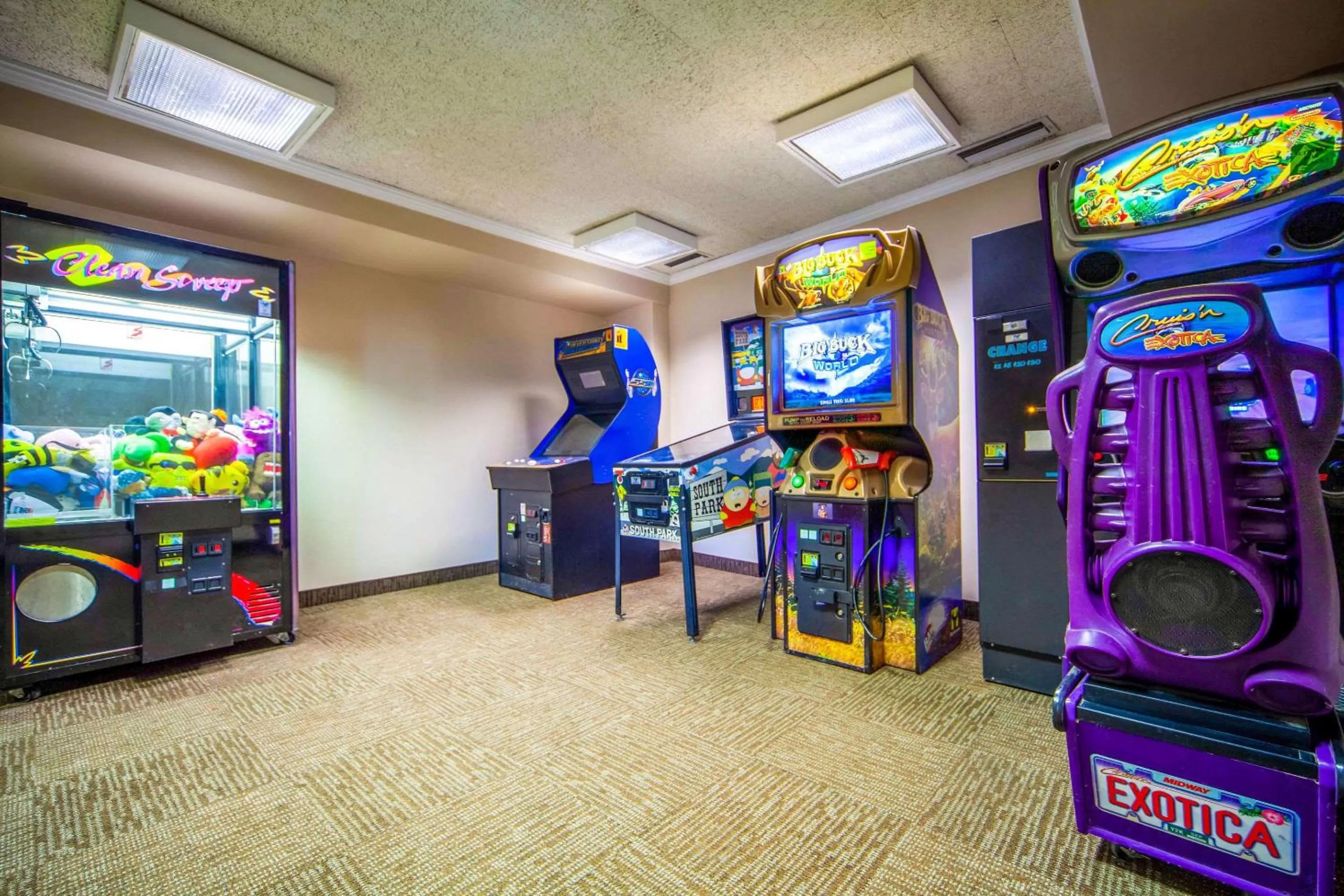 Game Room in Suburban Studios I-80 Grand Island