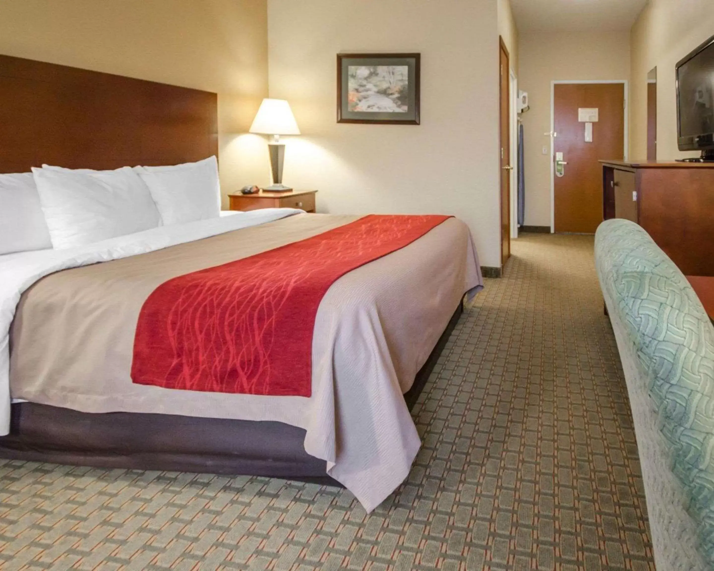 Photo of the whole room, Bed in Comfort Inn Henderson