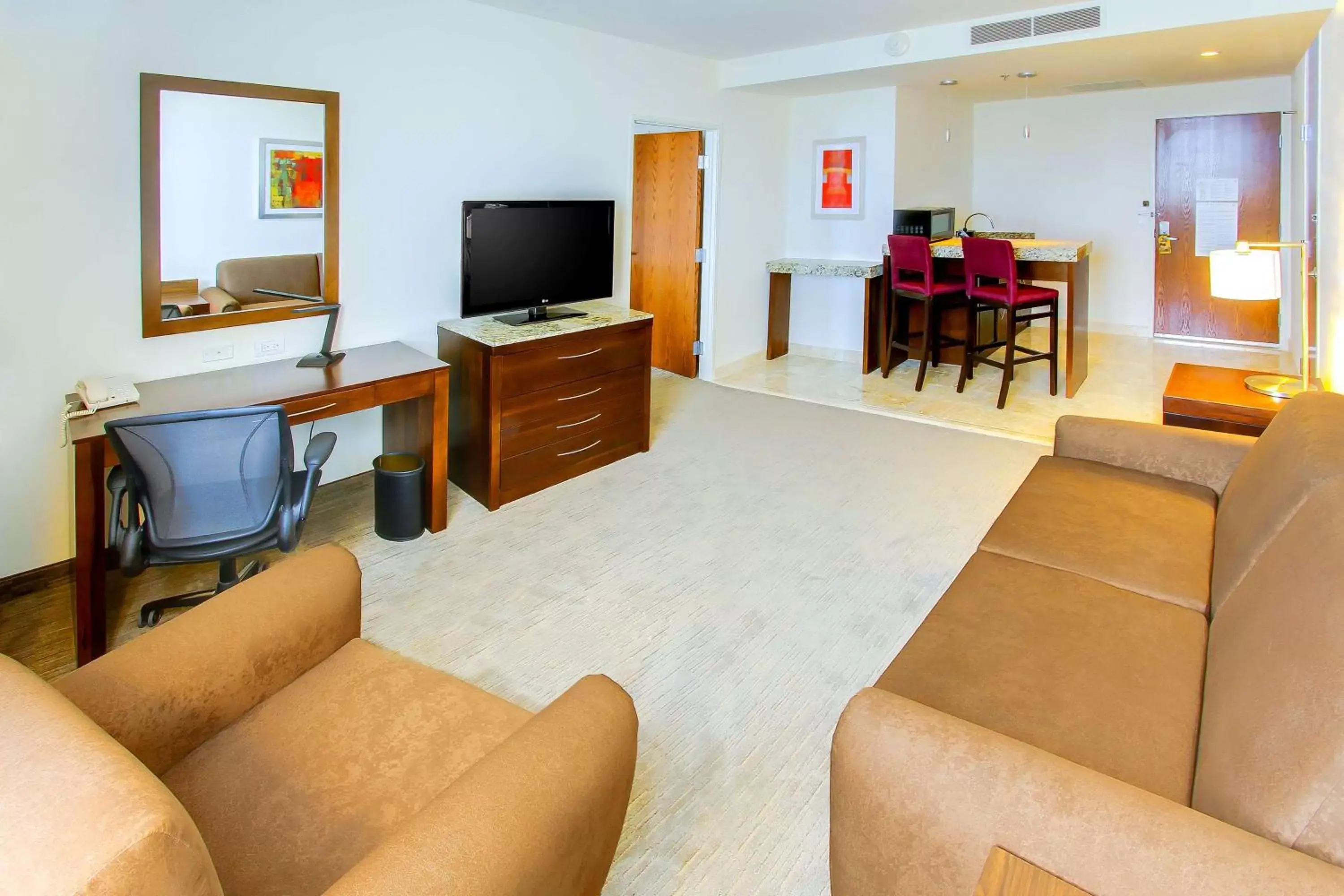 Living room, Seating Area in Hilton Garden Inn Queretaro