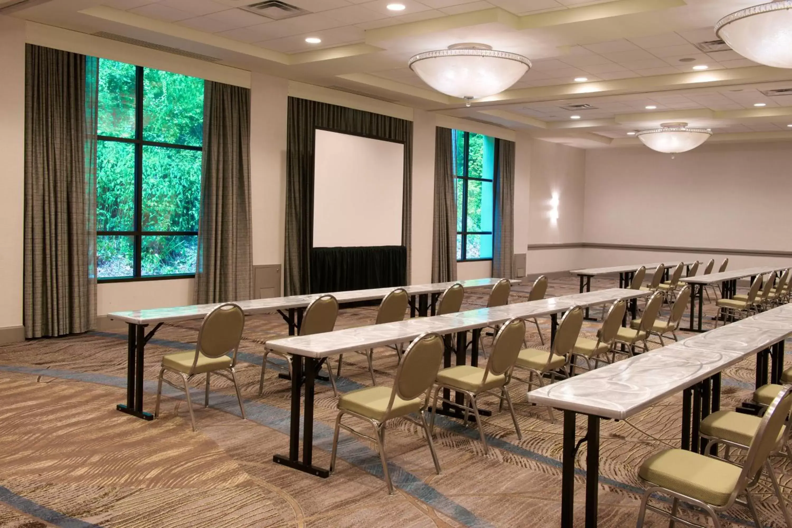 Meeting/conference room in Pittsburgh Airport Marriott