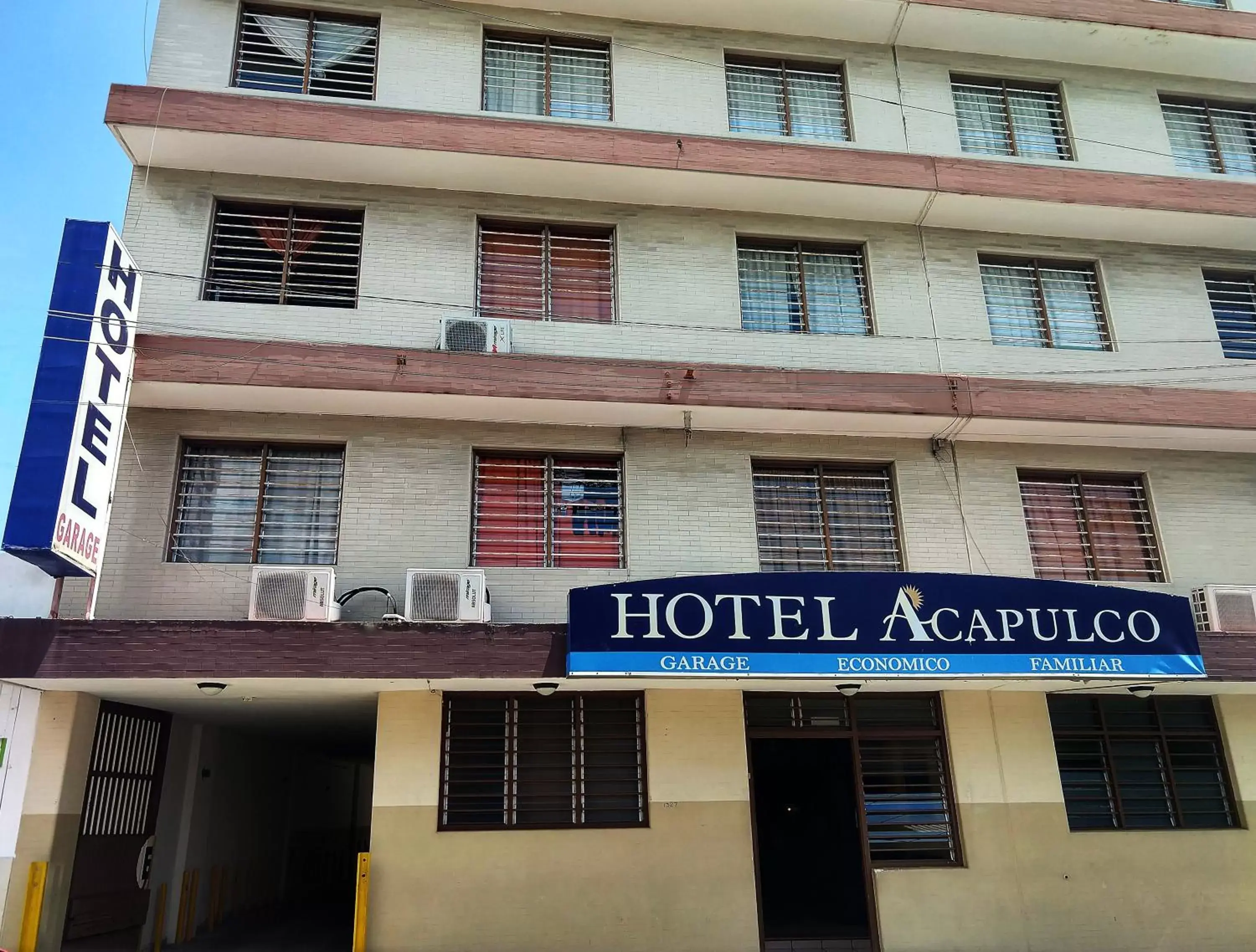 Property Building in Hotel Acapulco