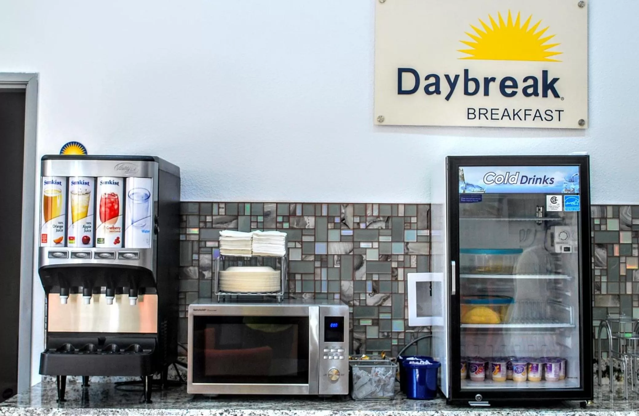 Drinks in Days Inn & Suites by Wyndham Lubbock Medical Center
