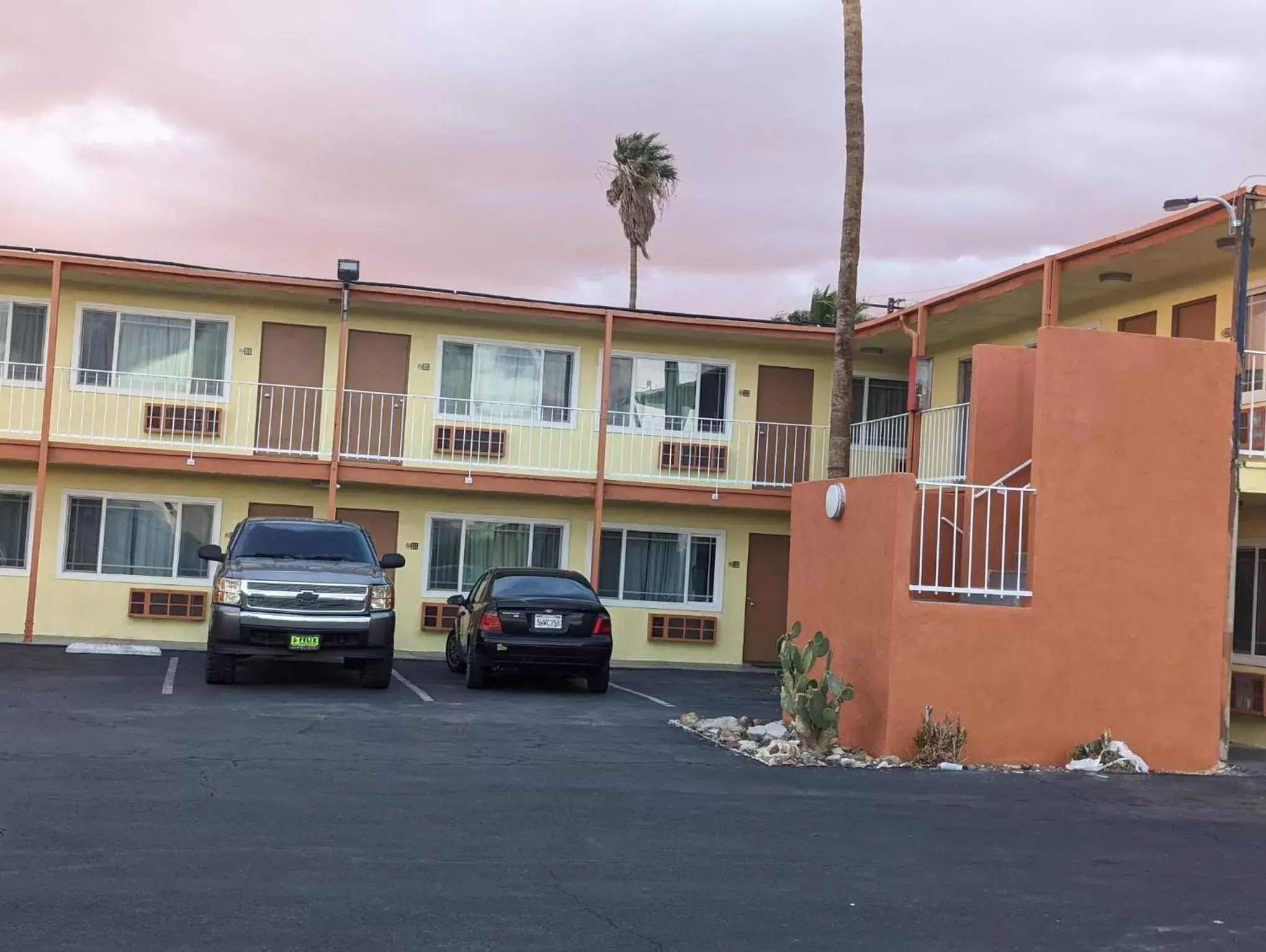 Property Building in BEST MOTEL