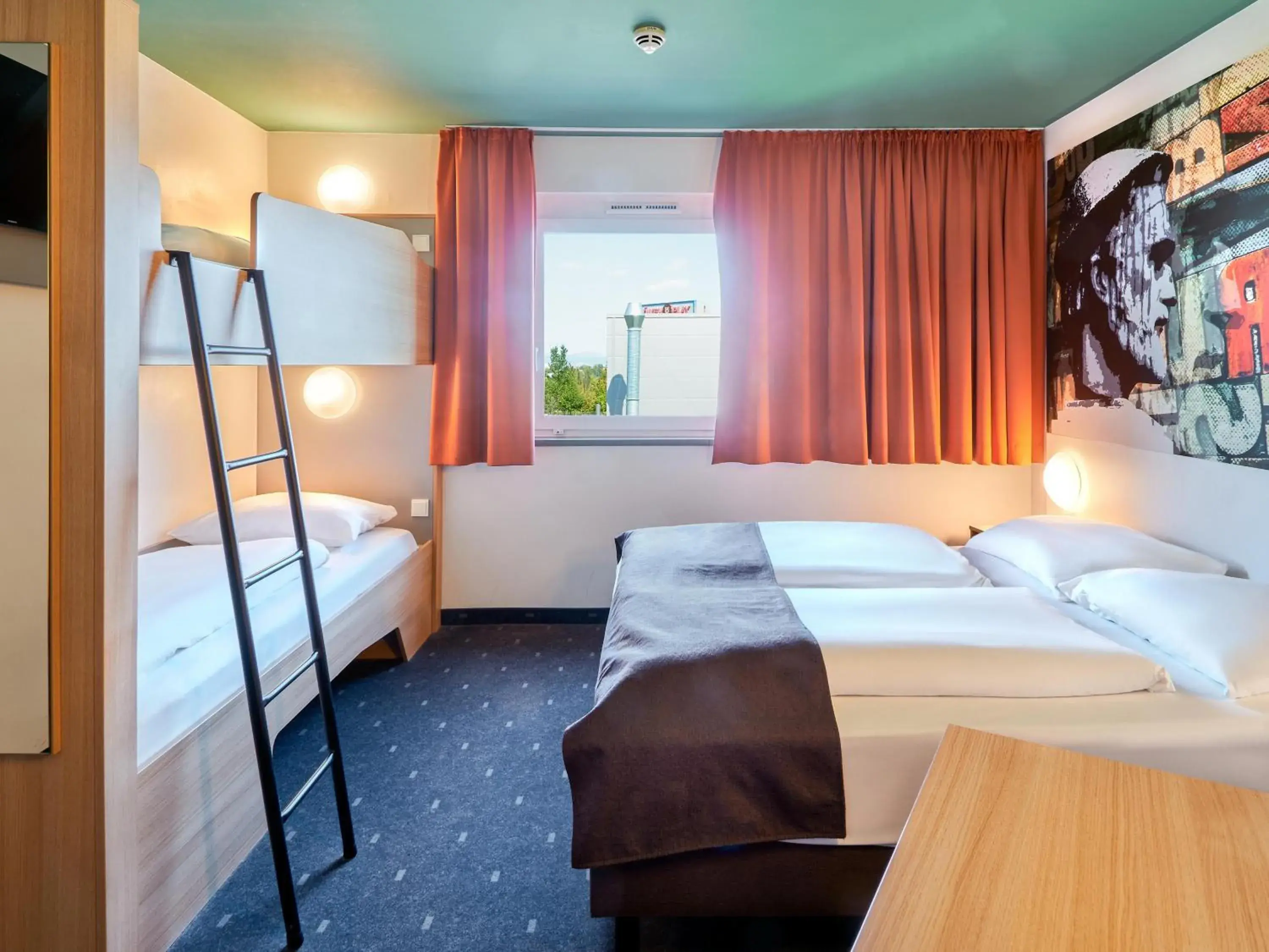 Family Room in B&B Hotel Mainz-Hechtsheim Family Room in B&B Hotel Mainz-Hechtsheim