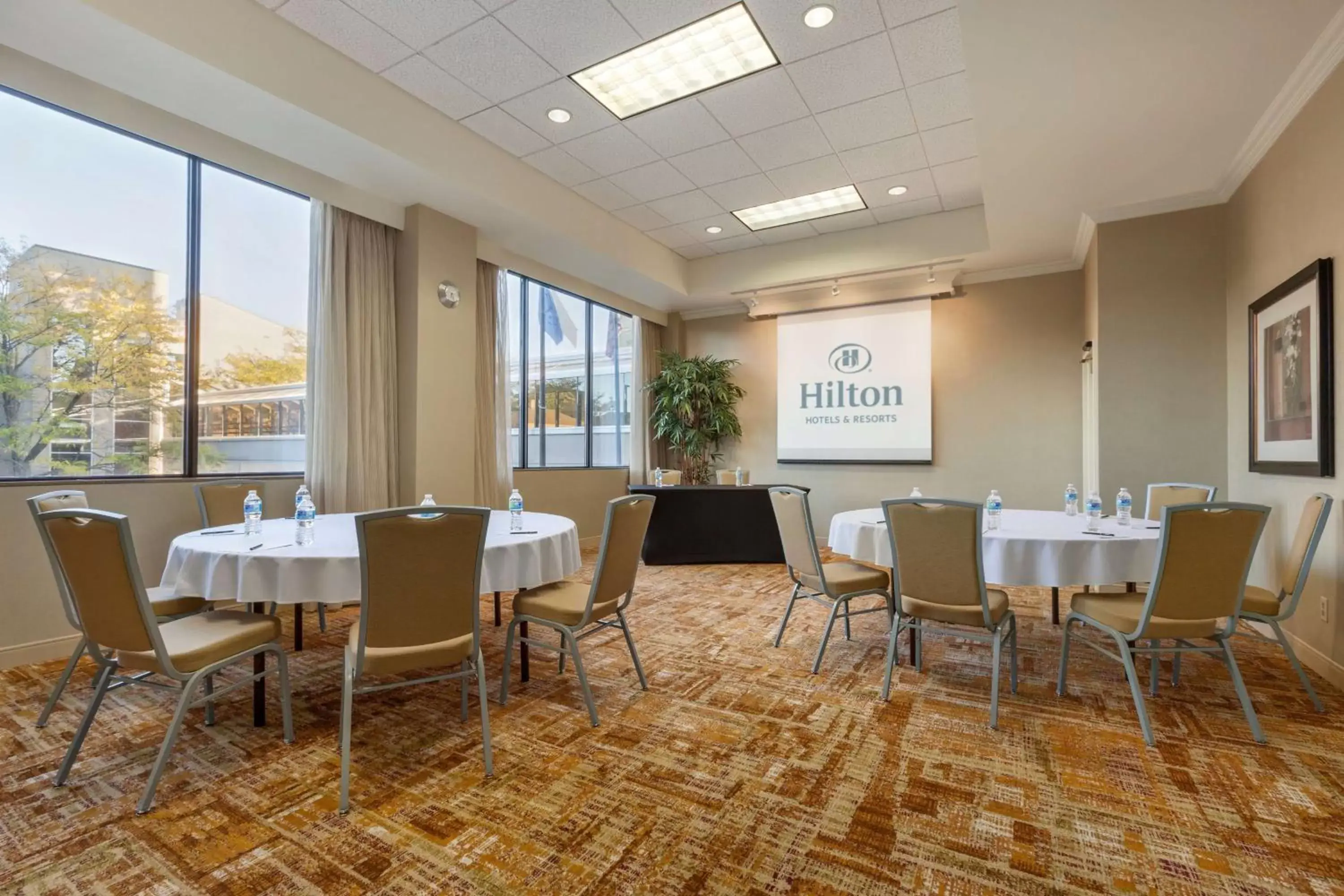 Meeting/conference room in Hilton Fort Wayne at the Grand Wayne Convention Center