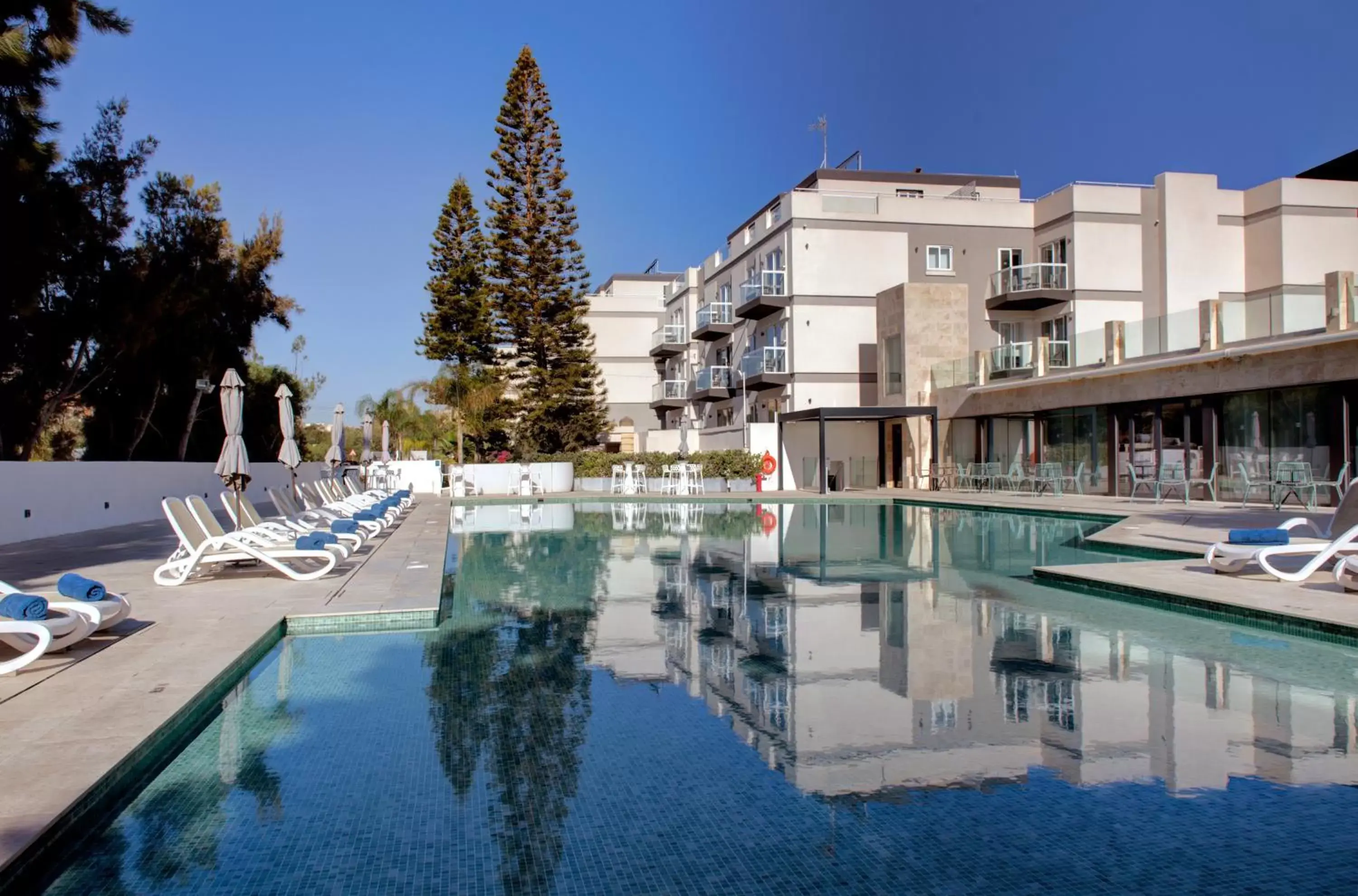 Swimming Pool in Urban Valley Resort & Spa