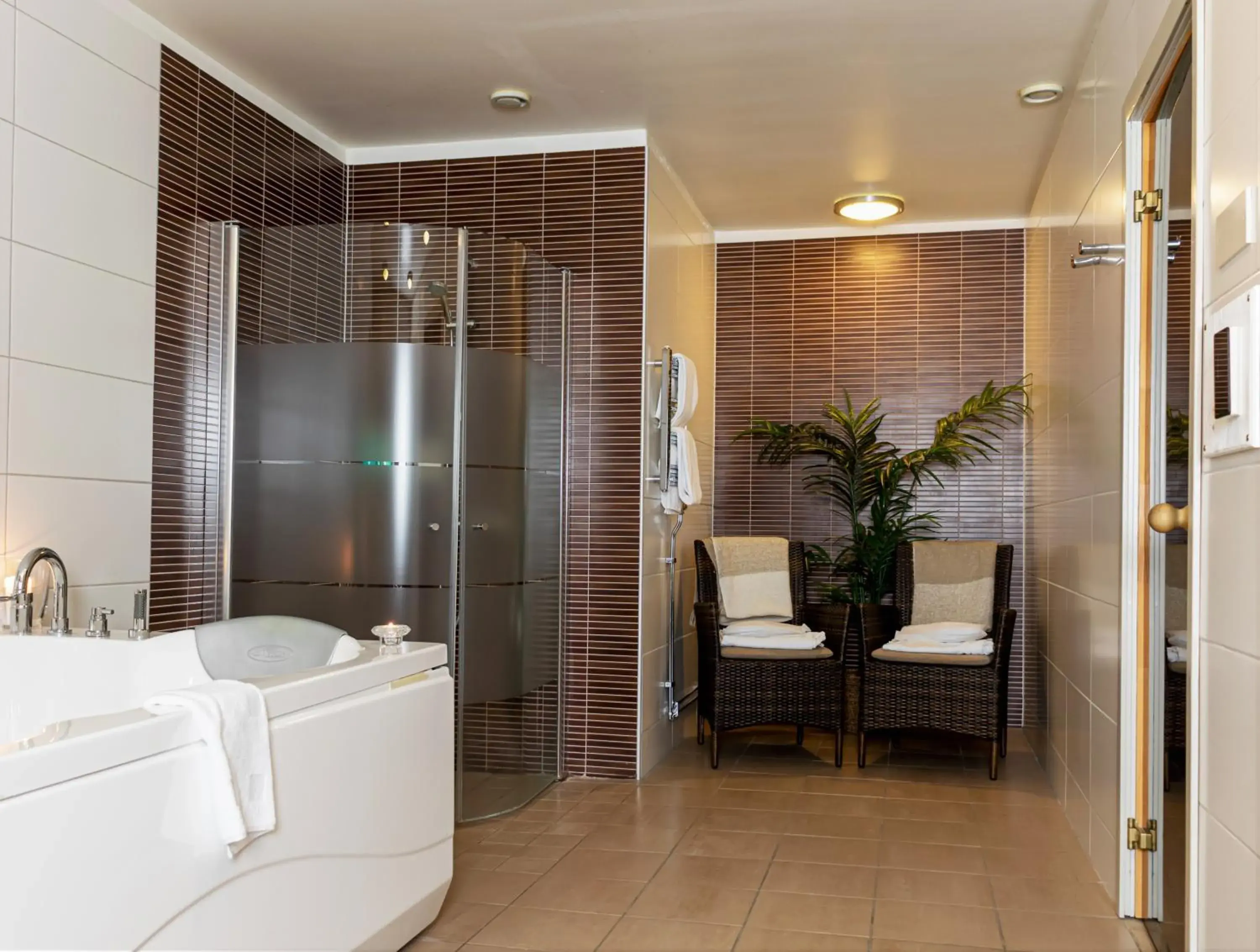 Shower, Bathroom in First Hotel Grand Falun