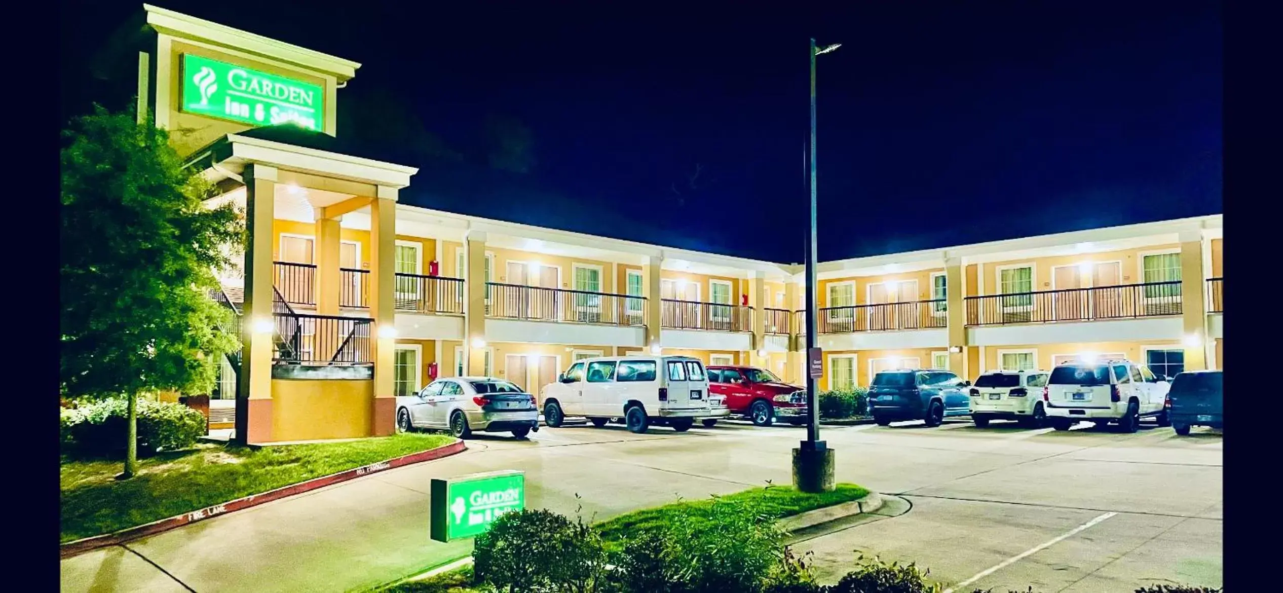 Property Building in Garden Inn and Suites