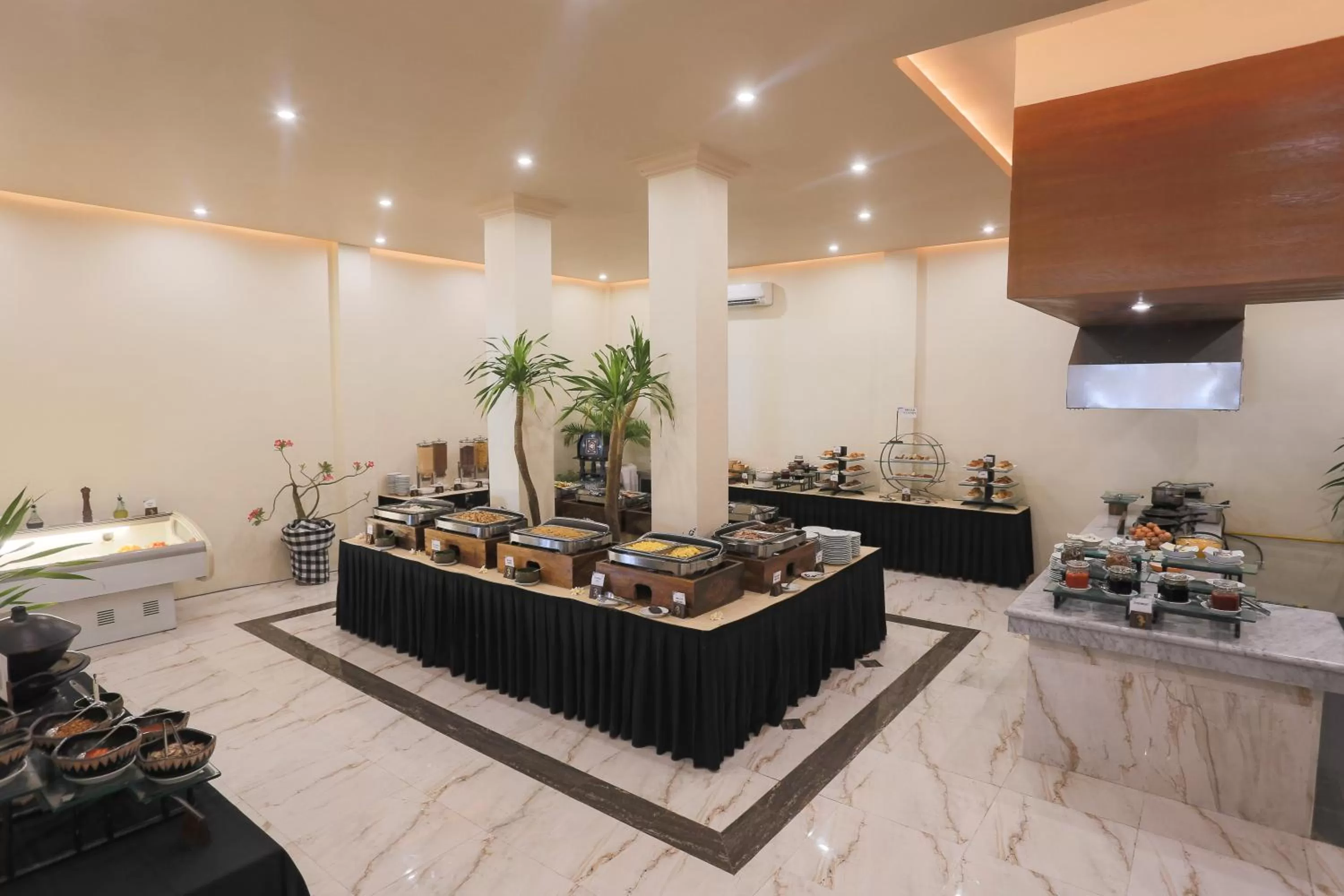 Restaurant/places to eat in Vila Ombak