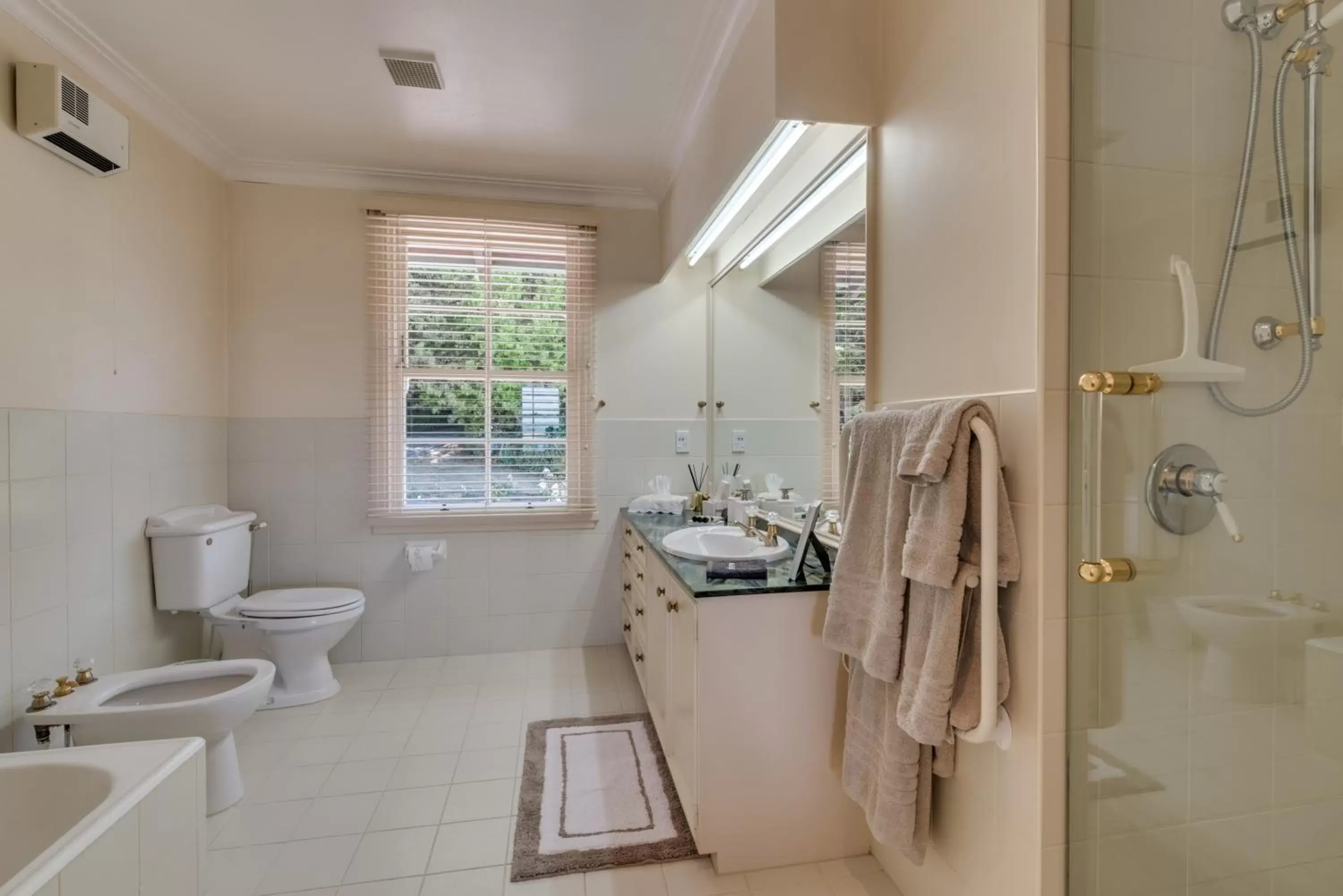 Bathroom in Bellevue Boutique Lodge