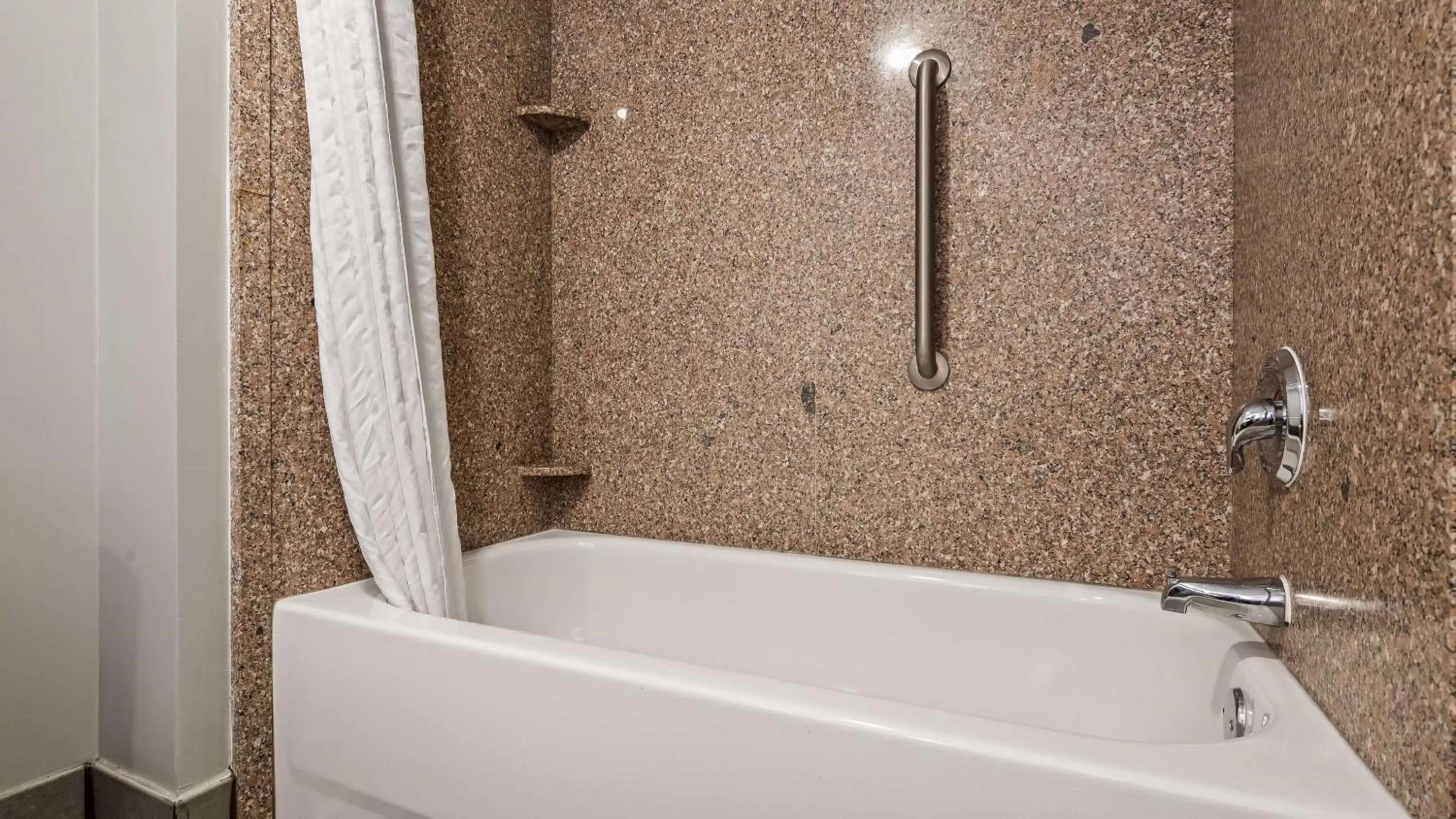 Bathroom in Best Western Plus St. Augustine I-95