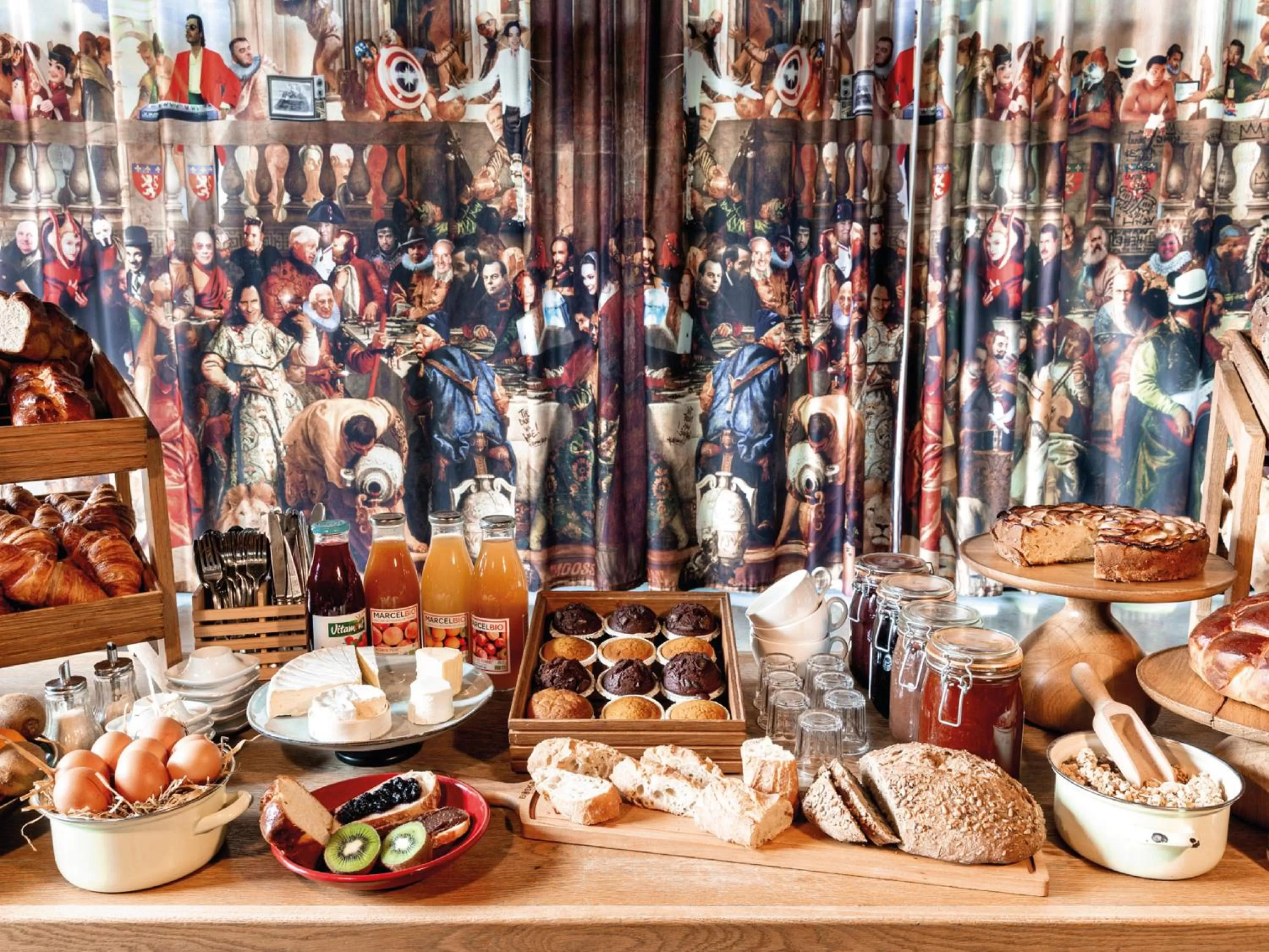 Breakfast in MOB HOTEL Lyon Confluence