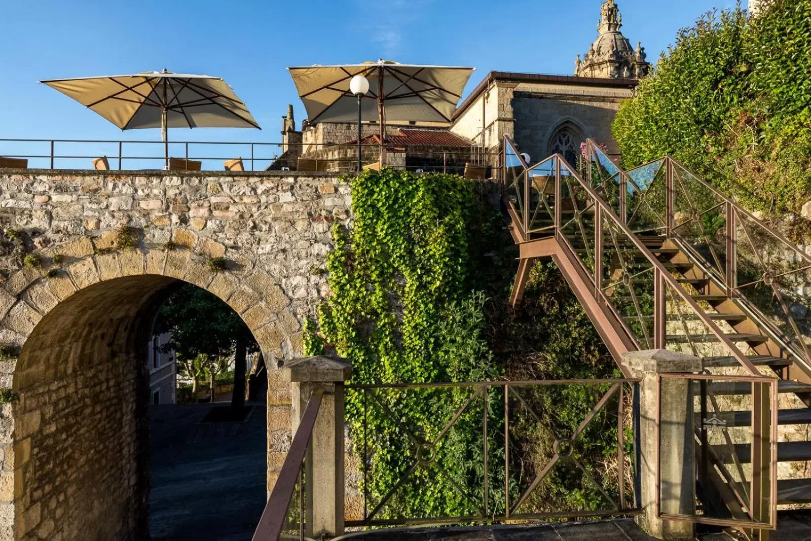 Balcony/Terrace, Property Building in Parador de Hondarribia