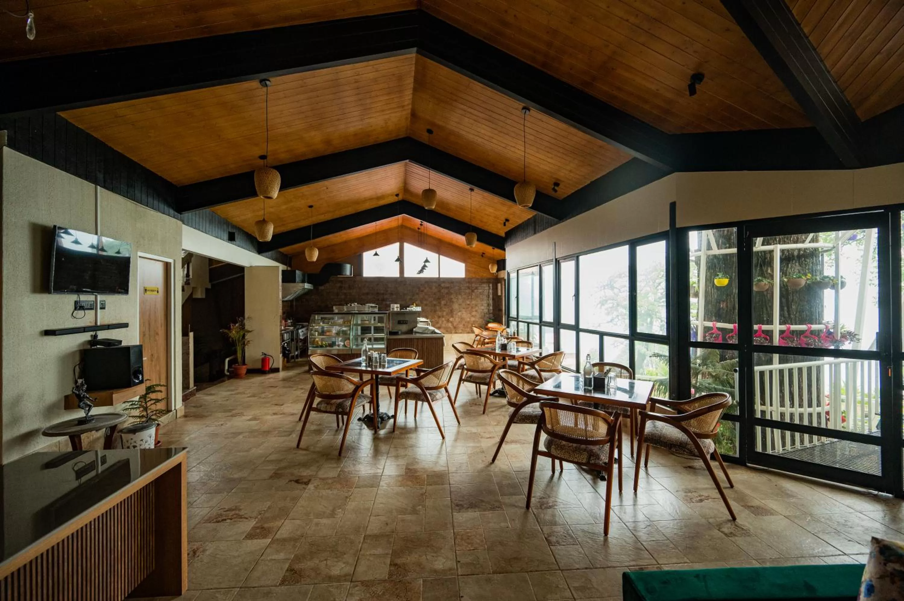 Restaurant/places to eat in Arcadia Heritage Resort