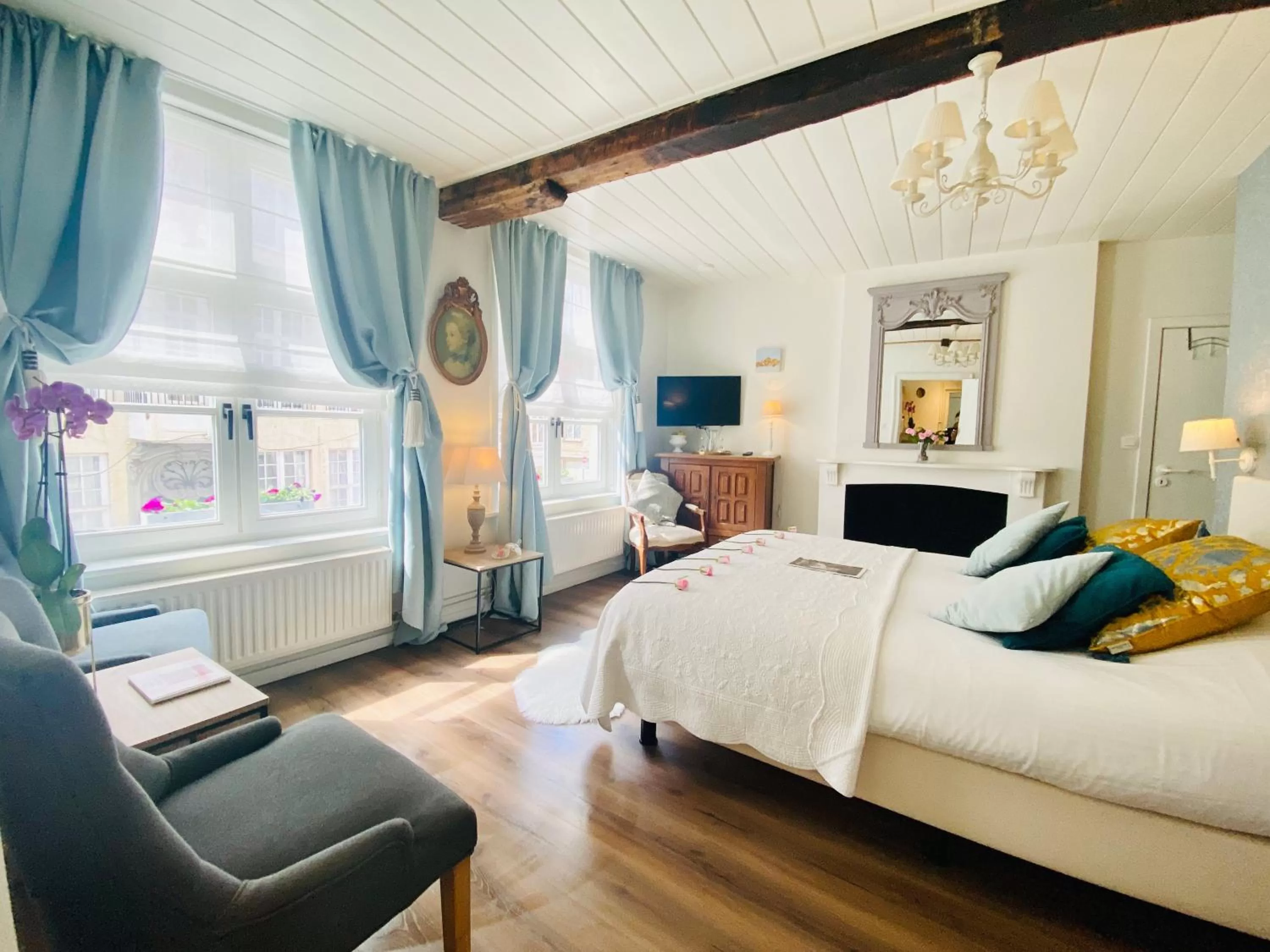 Bed in The White Queen B&B