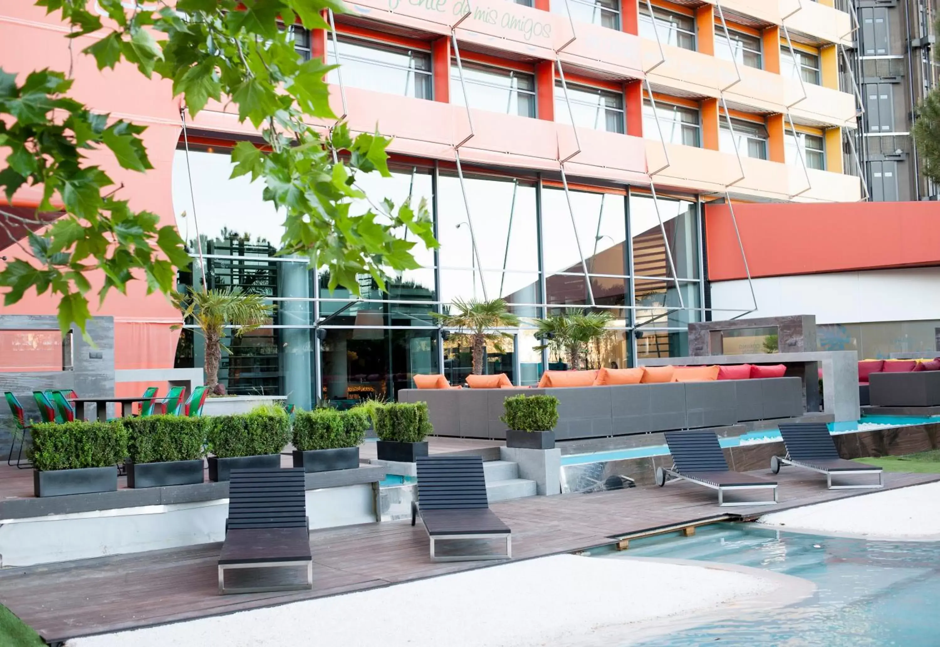 Swimming pool in Hotel Puerta America