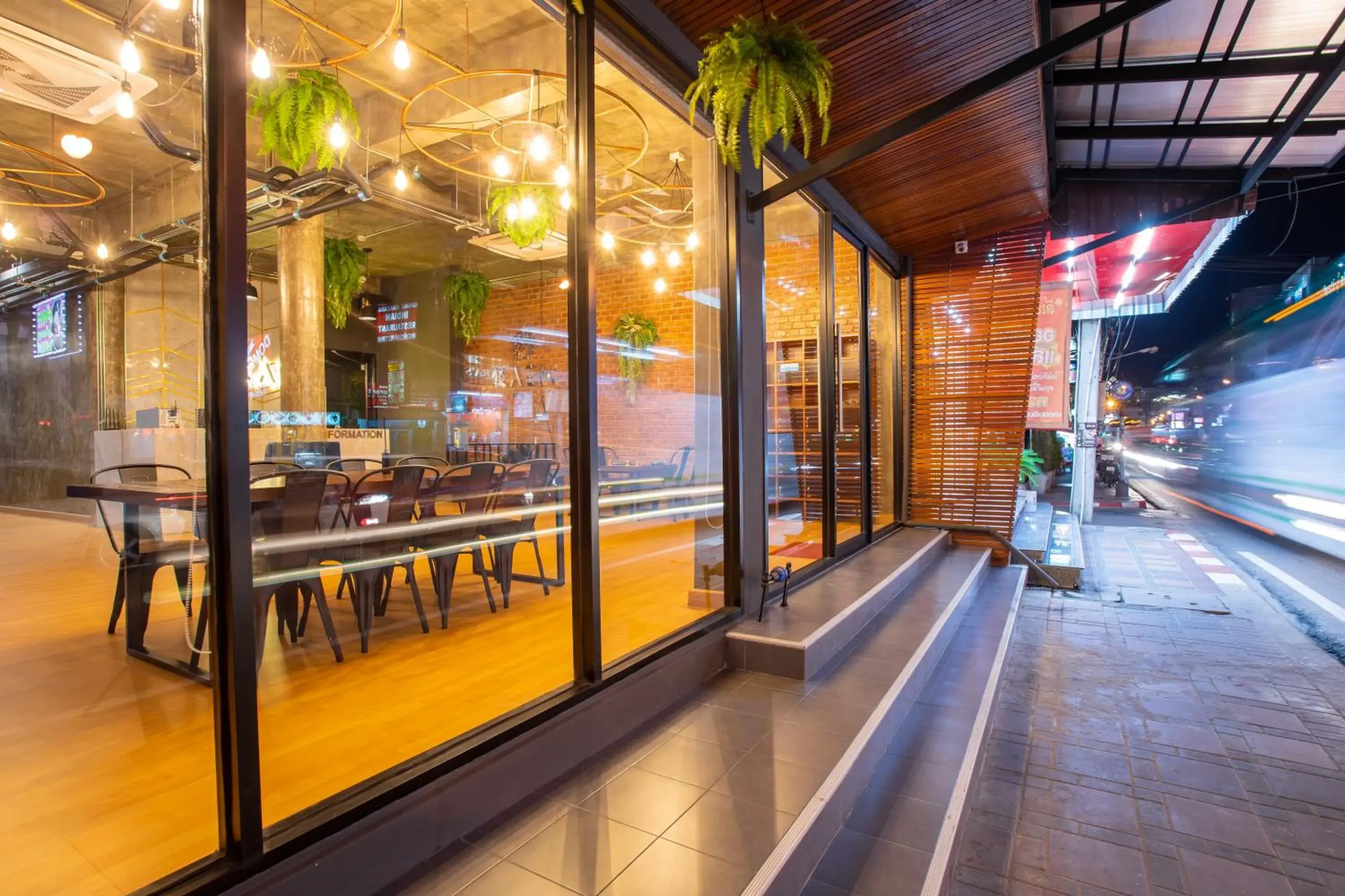 Facade/entrance in Kaen Hostel Facade/entrance in Kaen Hostel