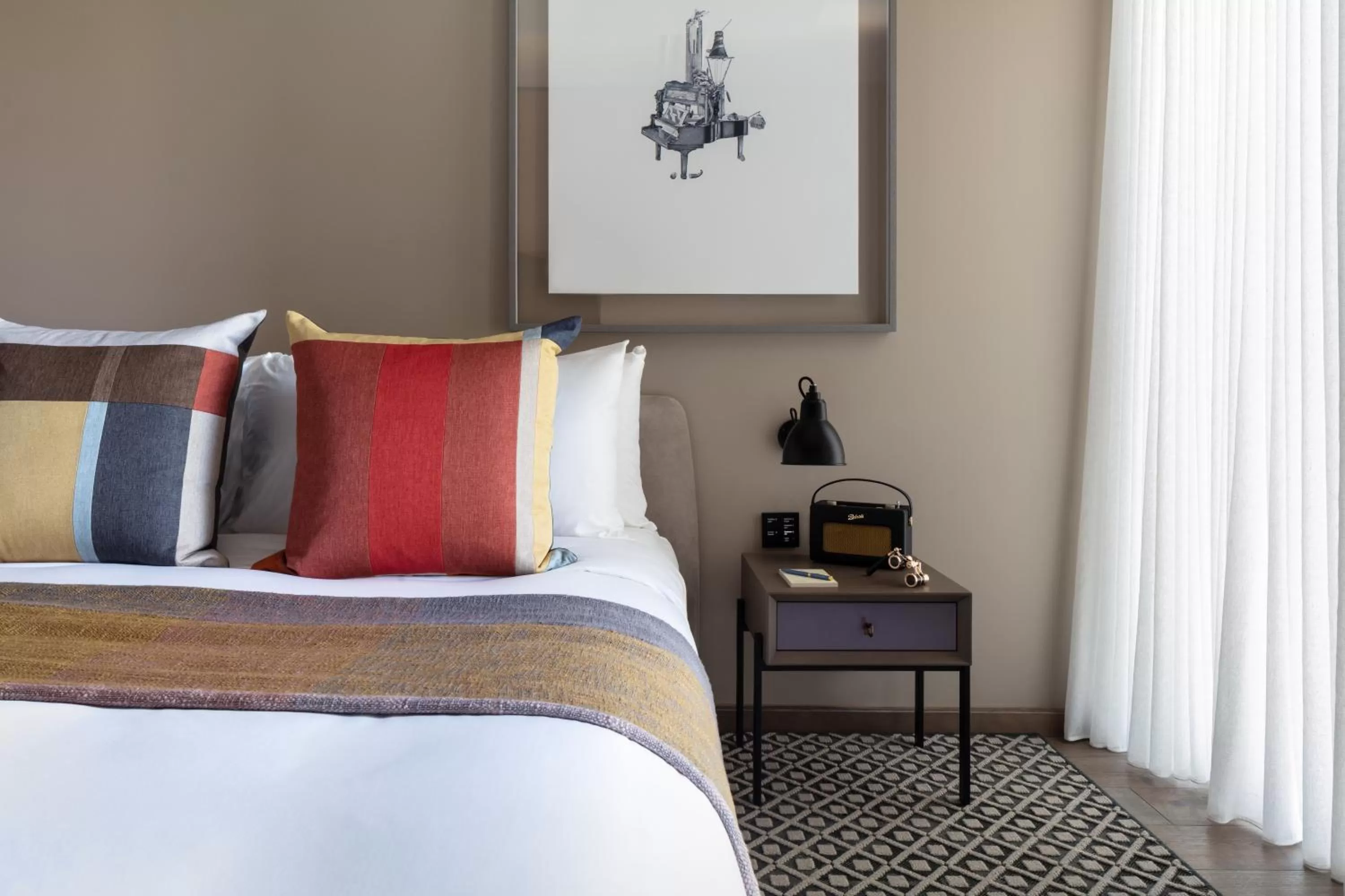 Decorative detail, Bed in The Londoner