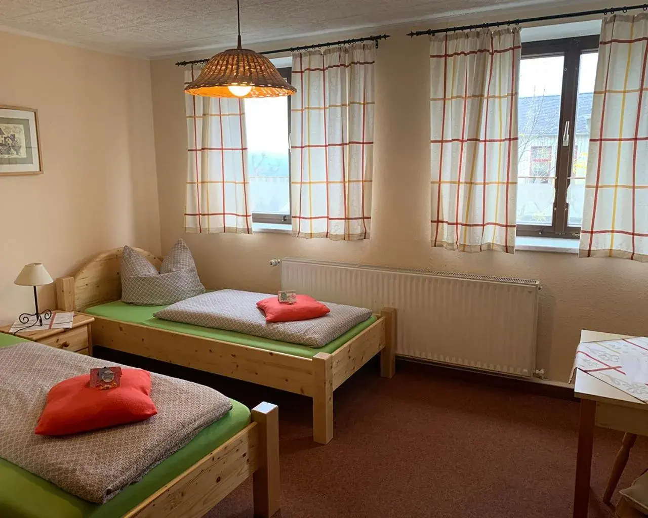 Twin Room with Shower - single occupancy in Pension zur Kurfürstin