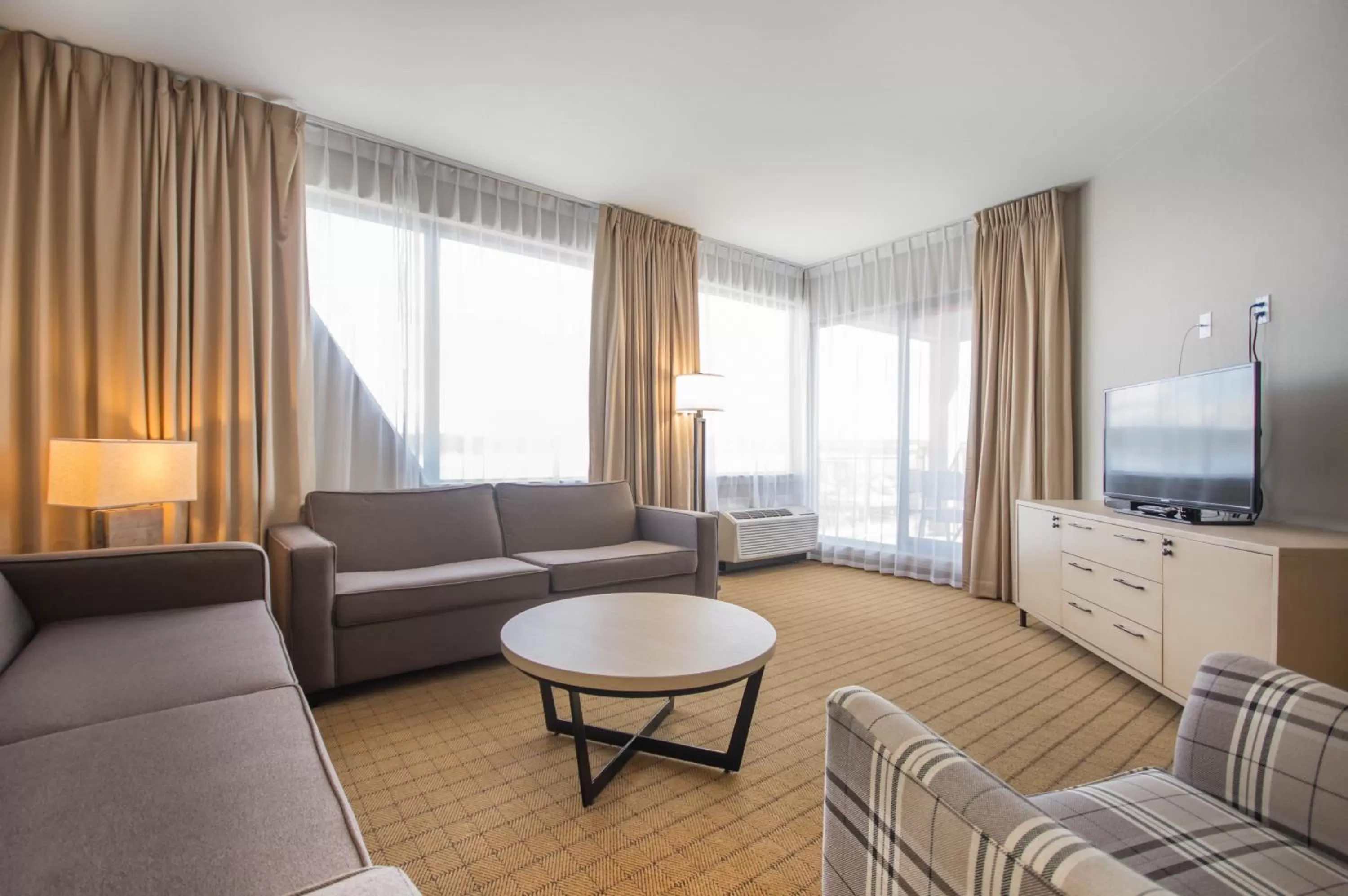 TV and multimedia in Comfort Inn & Suites