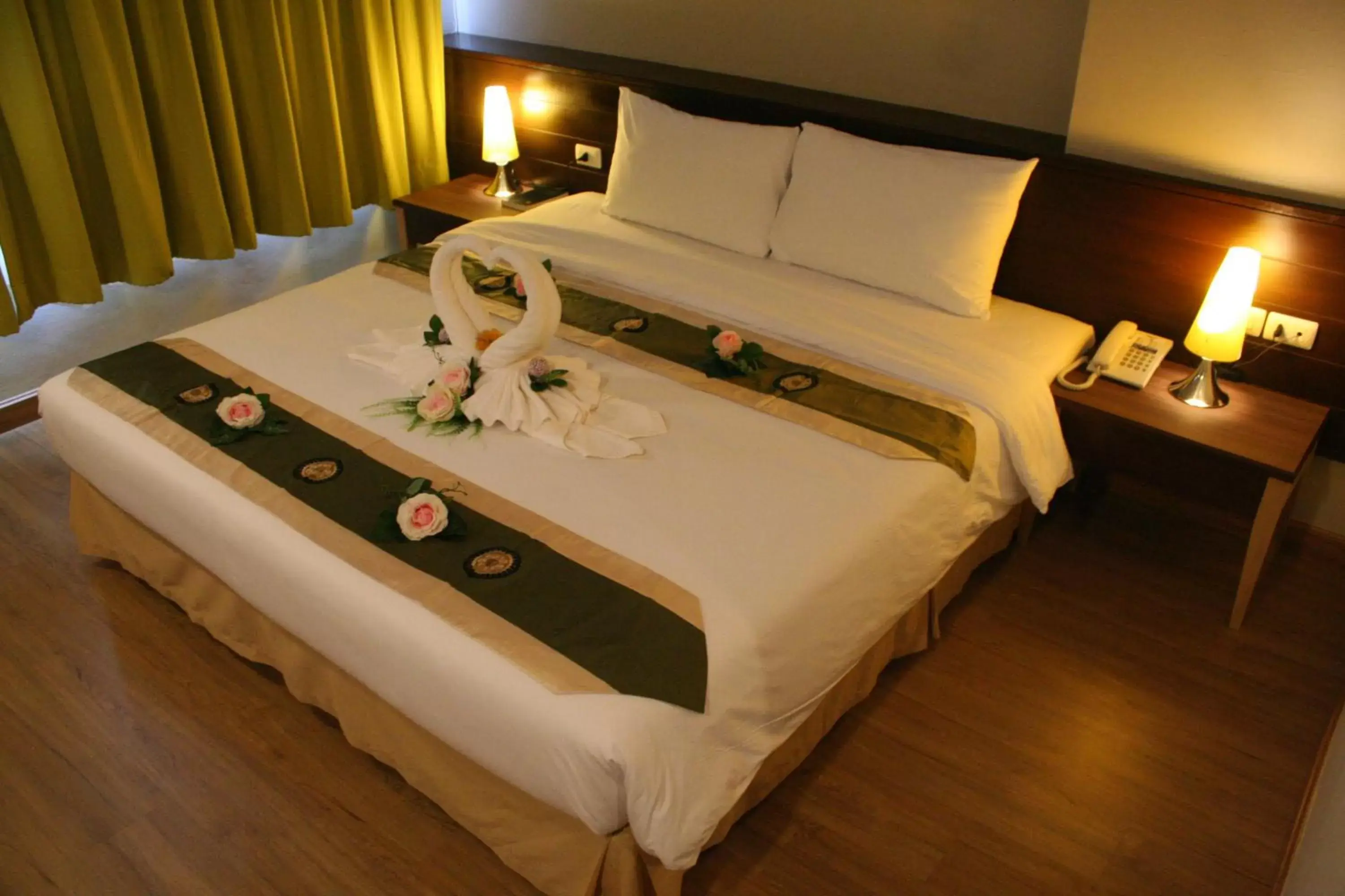 Photo of the whole room, Bed in Aloha Hatyai Hotel