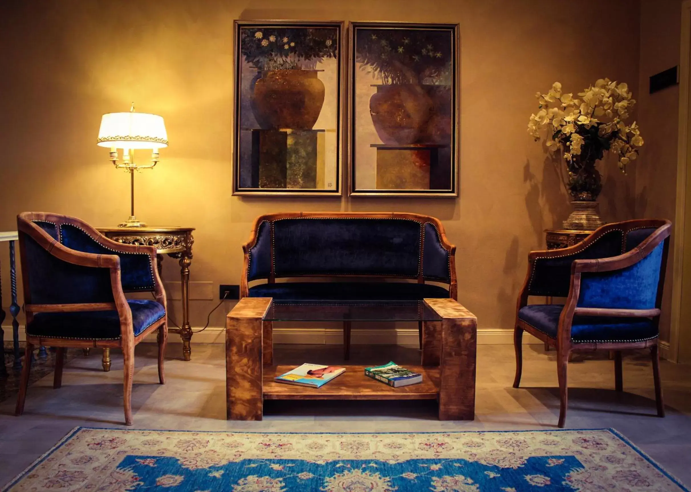 Lobby or reception, Seating Area in Classic Hotel